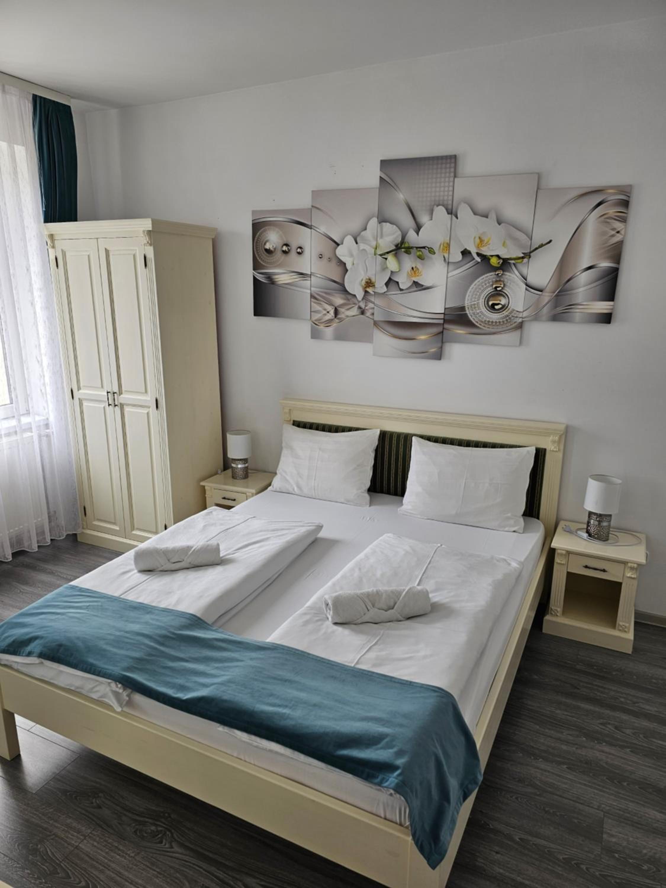 Deluxe Triple Room - Photo 2