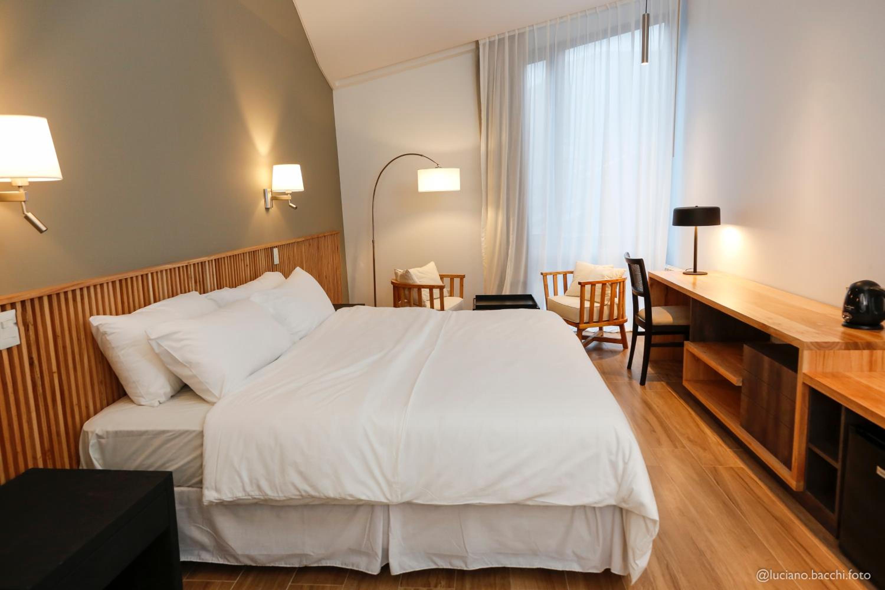 Deluxe Double or Twin Room
