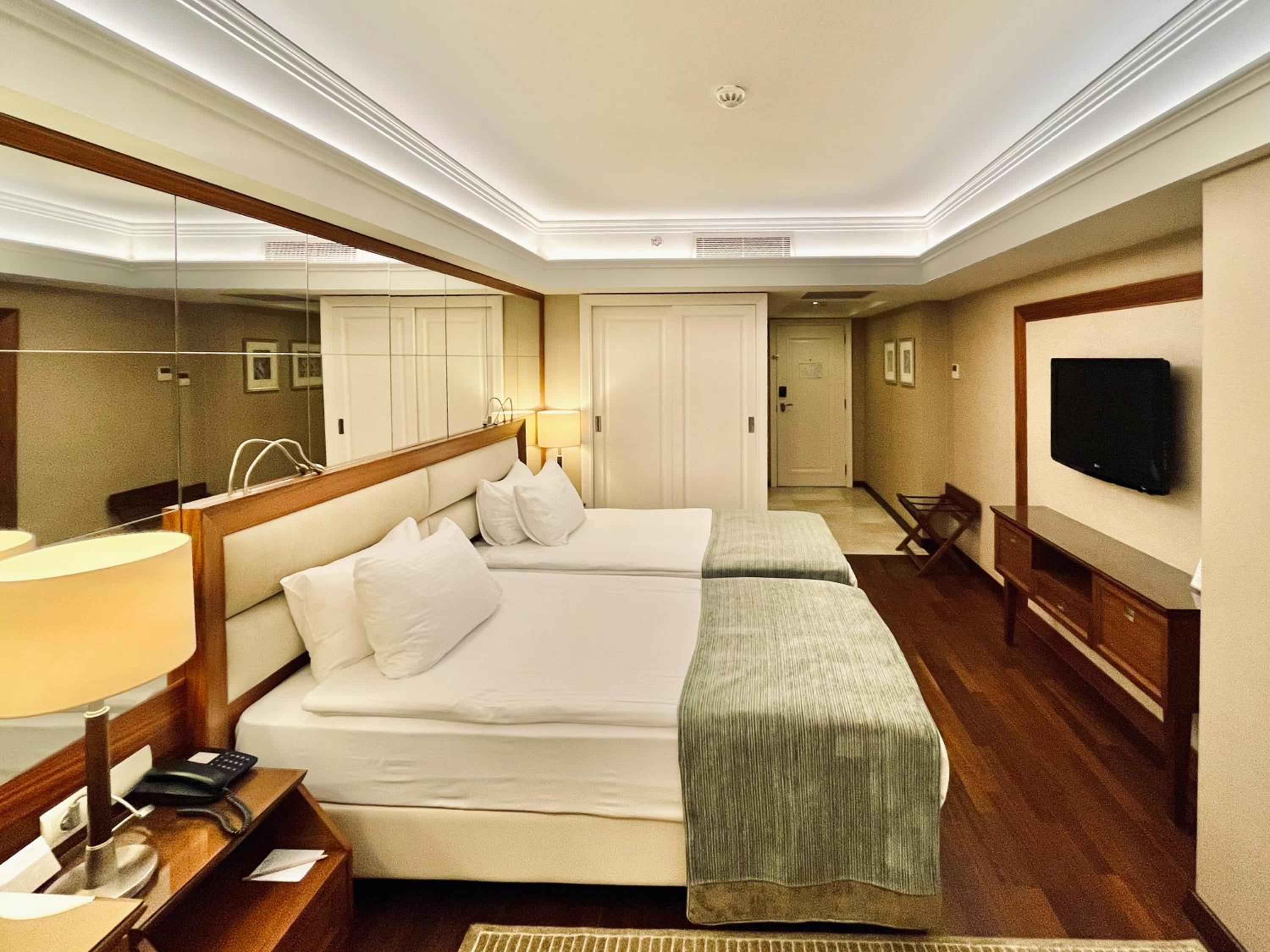 Economy Double or Twin Room - Photo 2