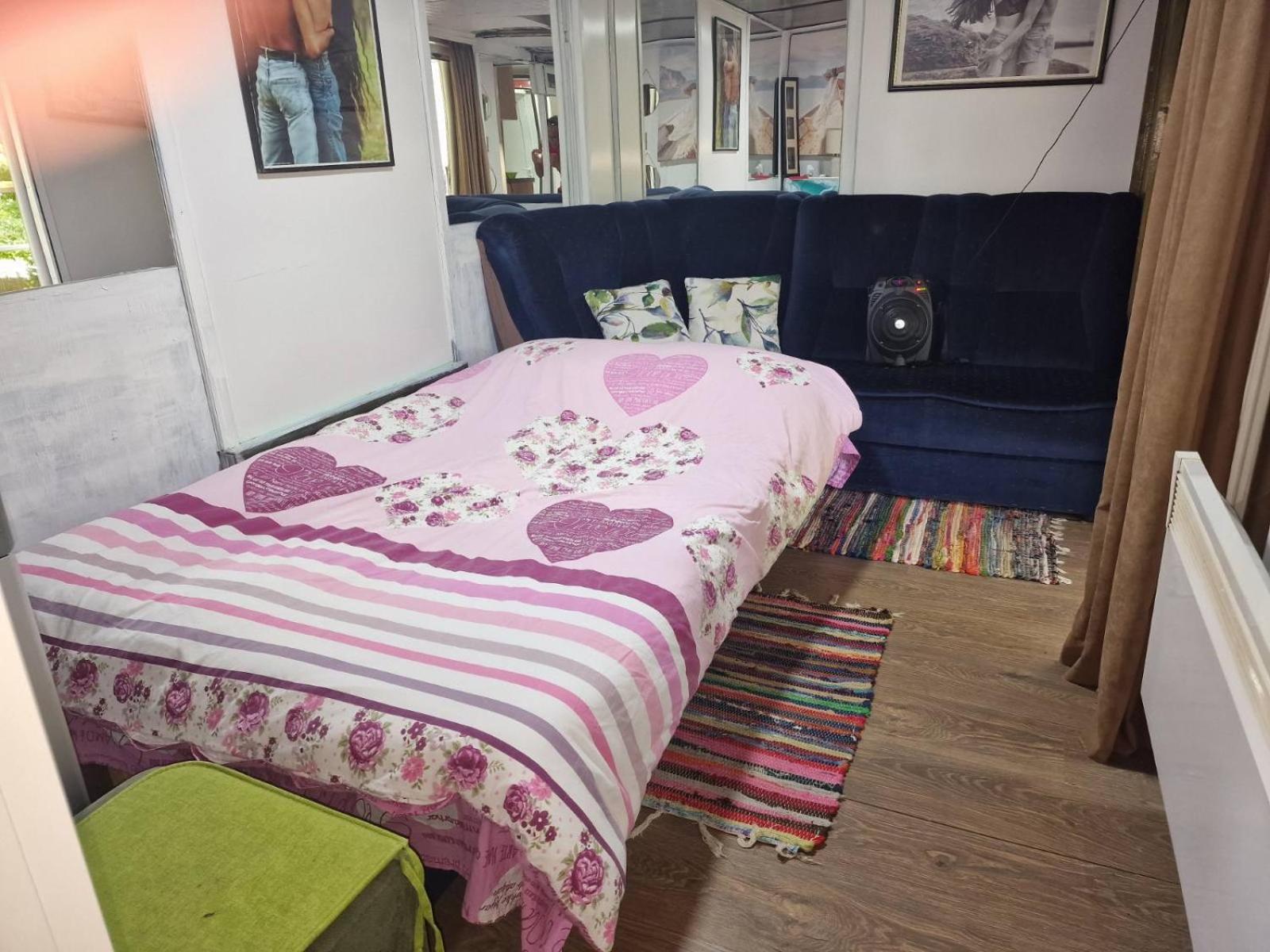 One-Bedroom House