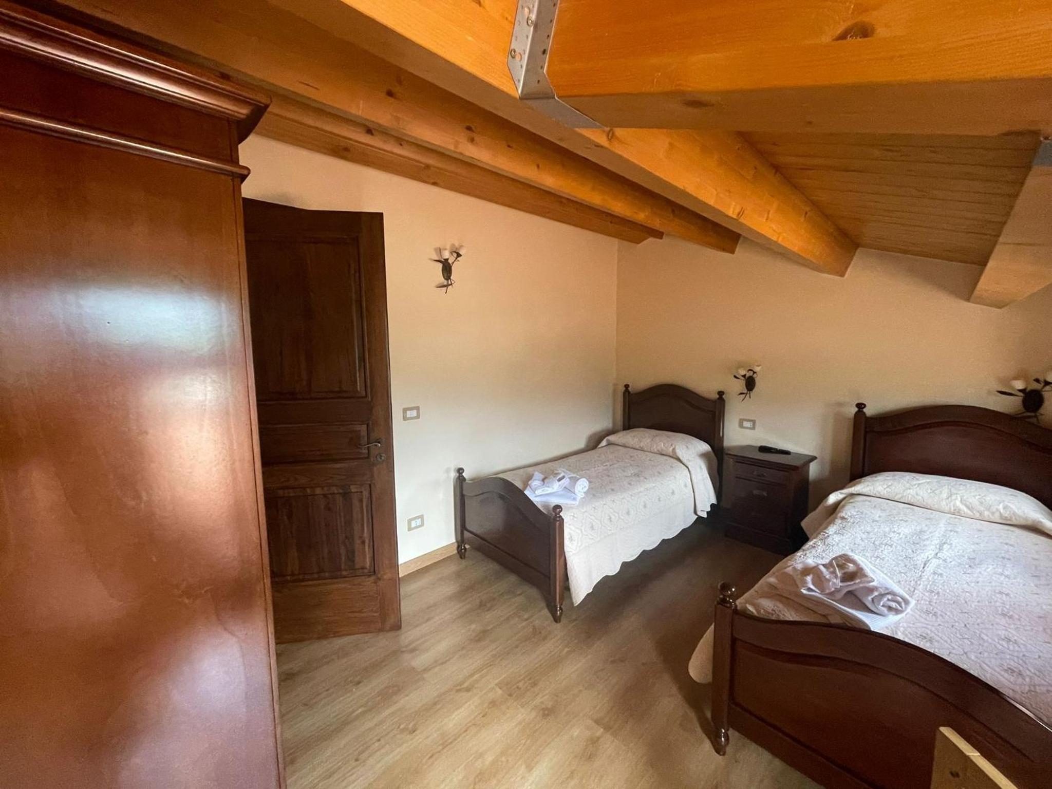 Twin Room with Mountain View - Photo 1