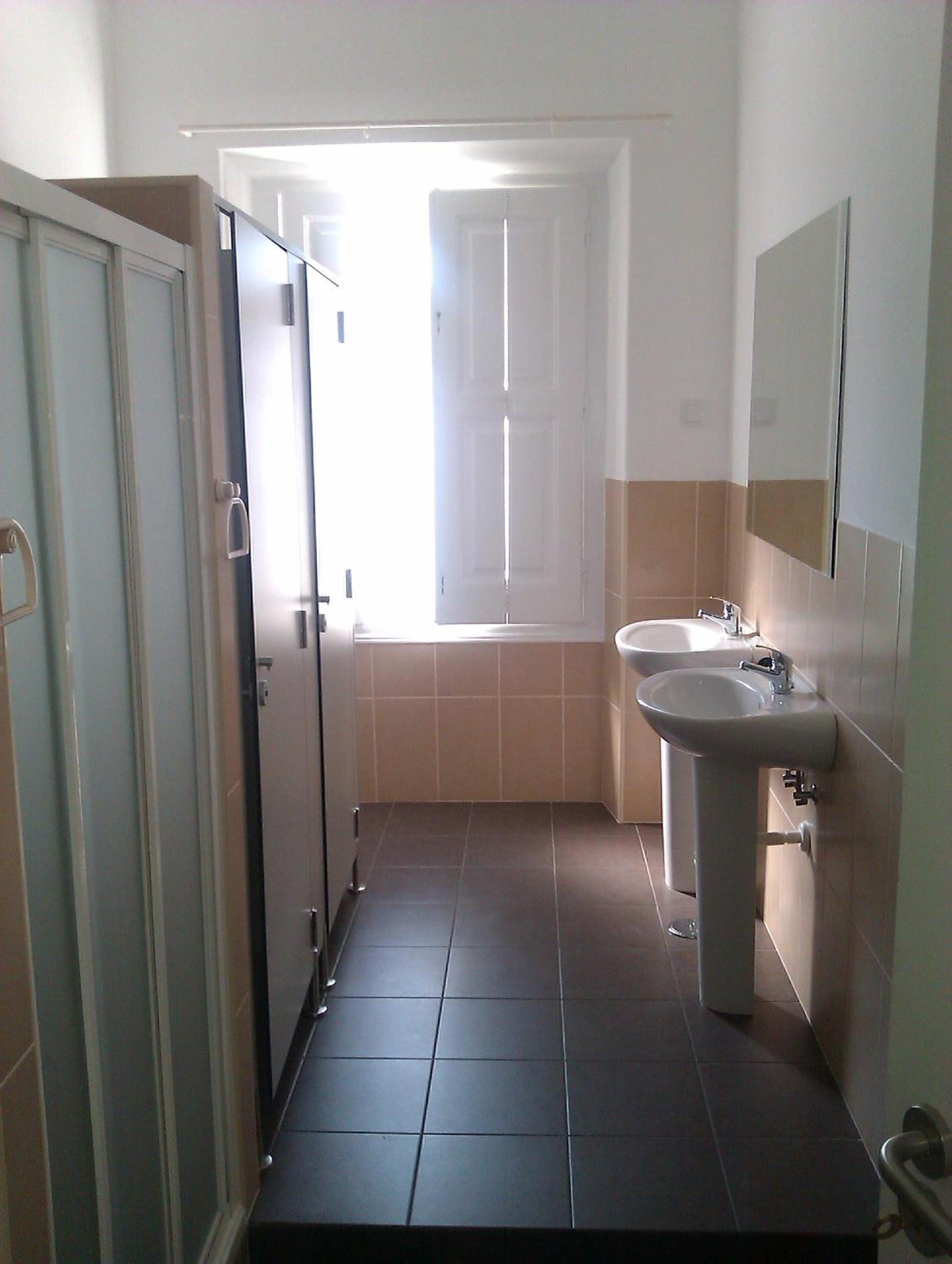 Single Bed in Mixed Dormitory Room photo 2