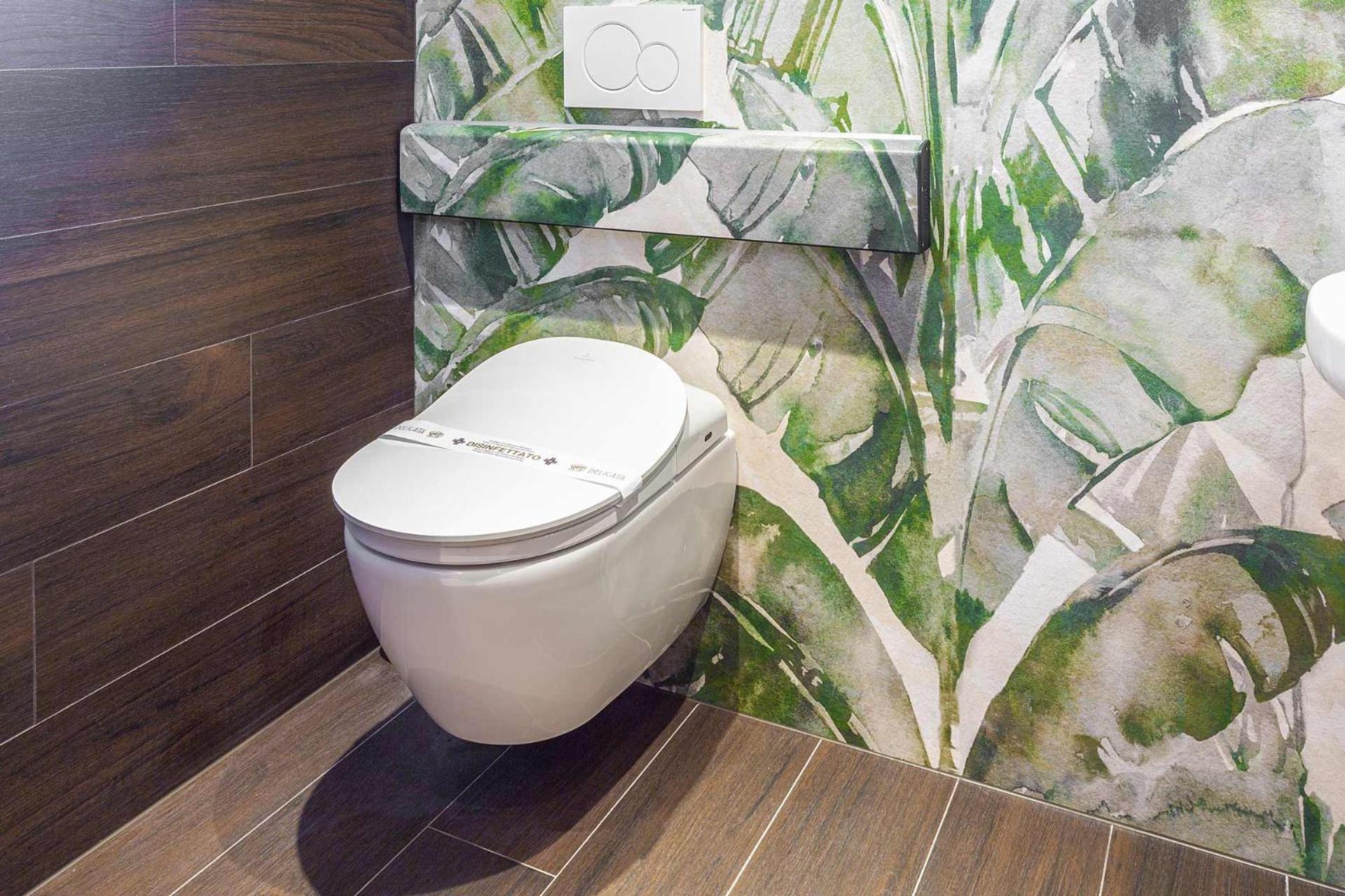 King Suite with Spa Bath and Sauna - Photo 32