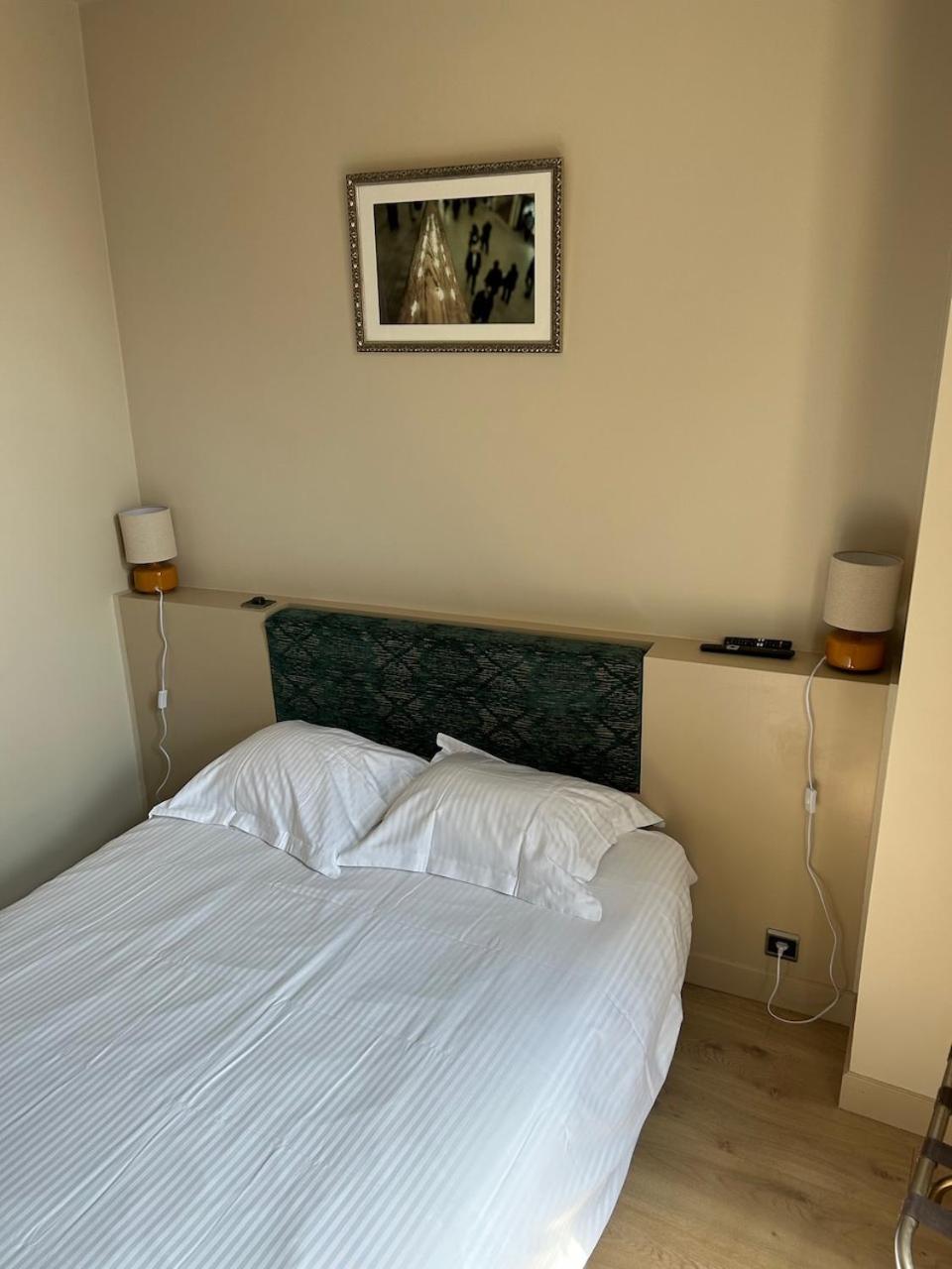 Economy Double Room - Photo 4