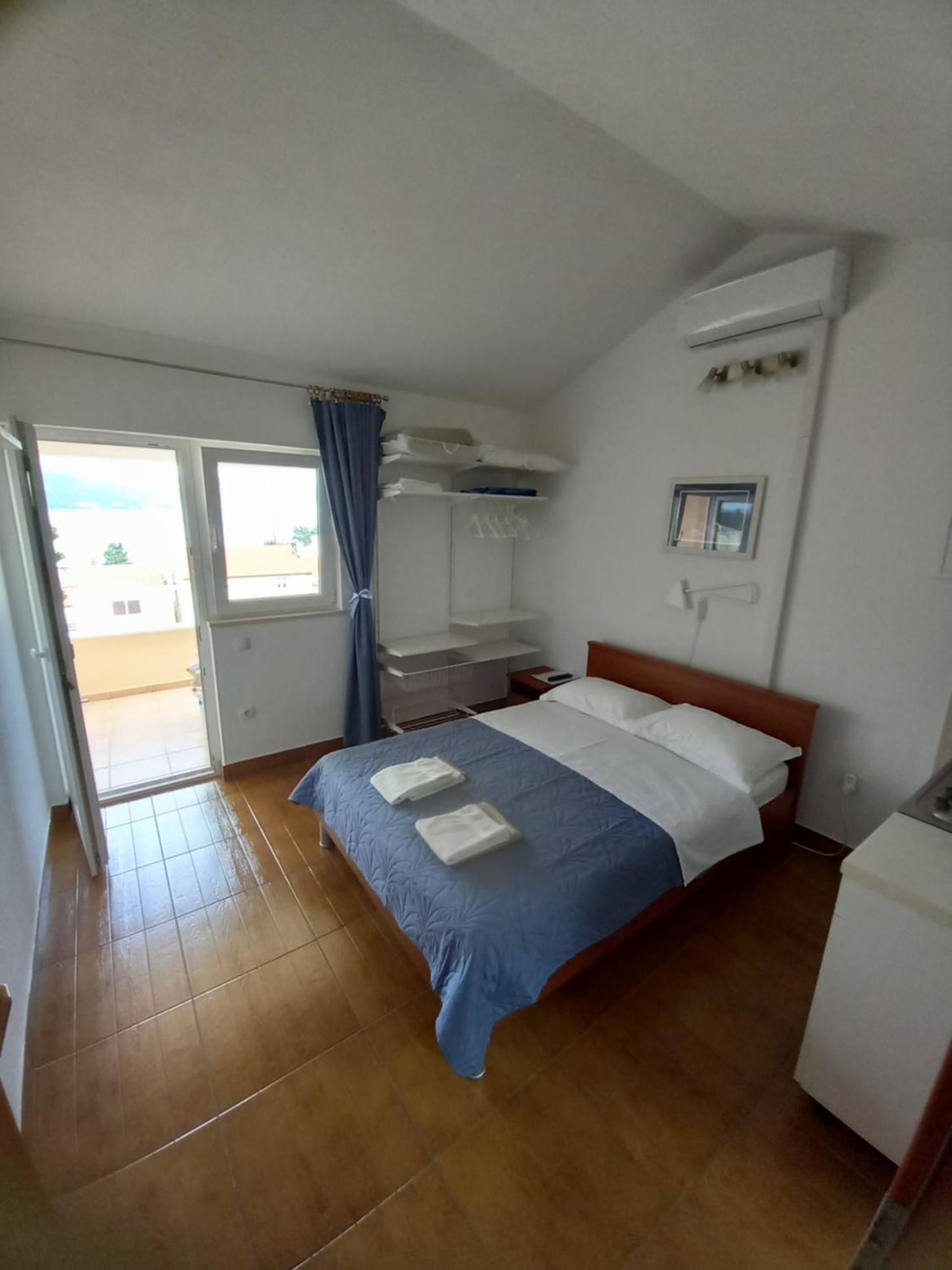 Studio with Sea View