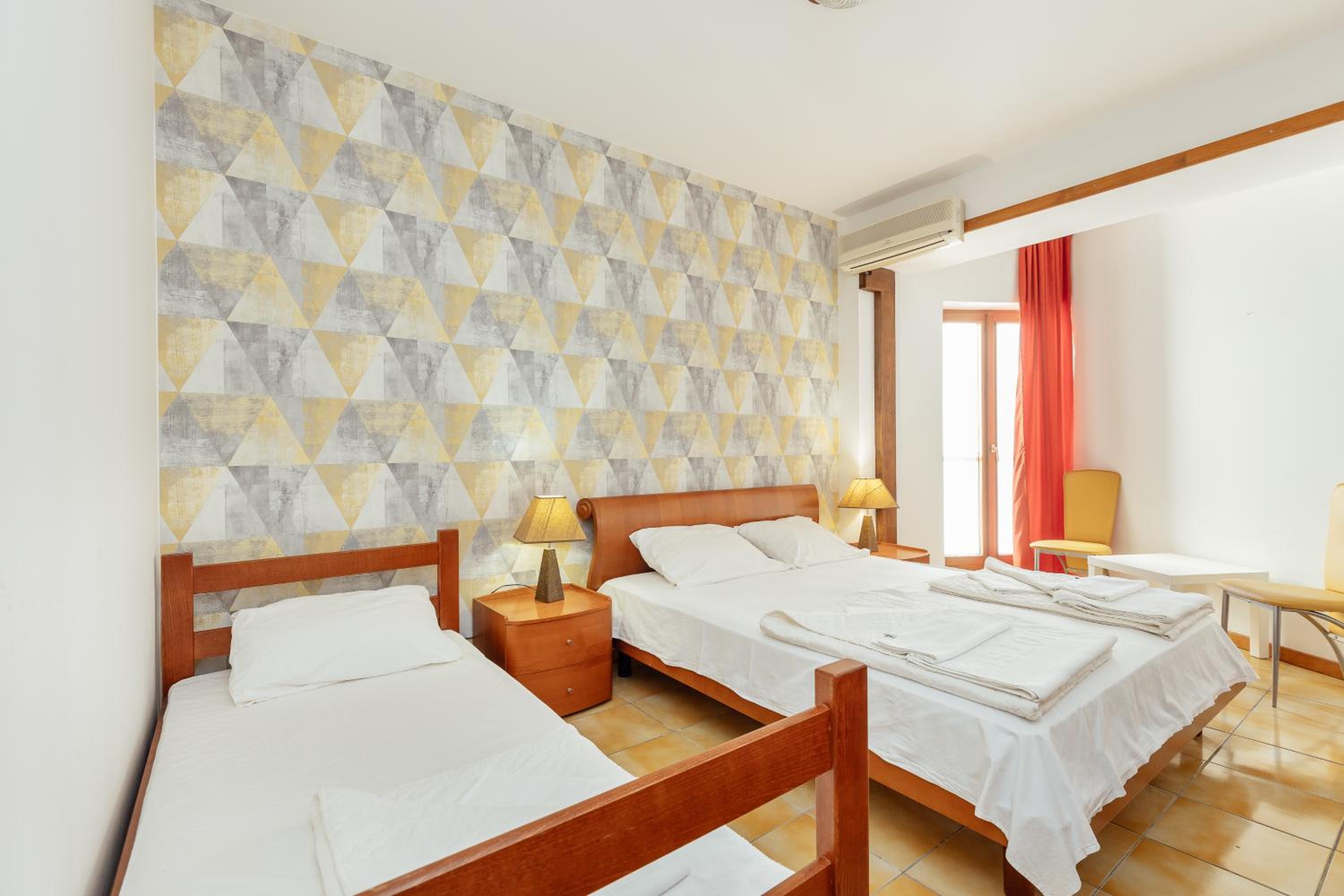 Classic Triple Room