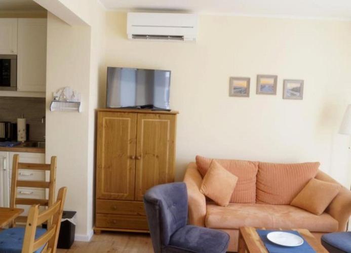 Apartment with Sea View photo 2
