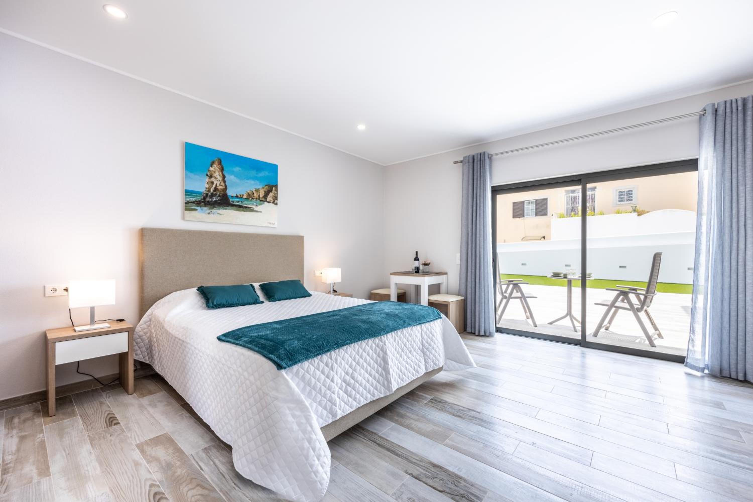 Deluxe Double or Twin Room with Pool Access