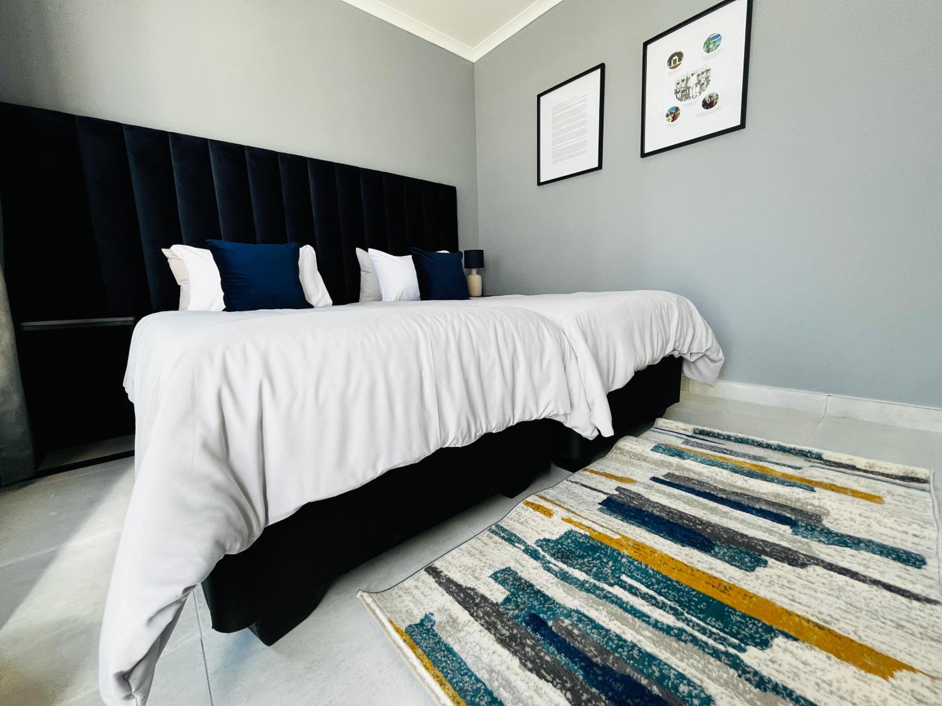 Standard Double or Twin Room photo 3