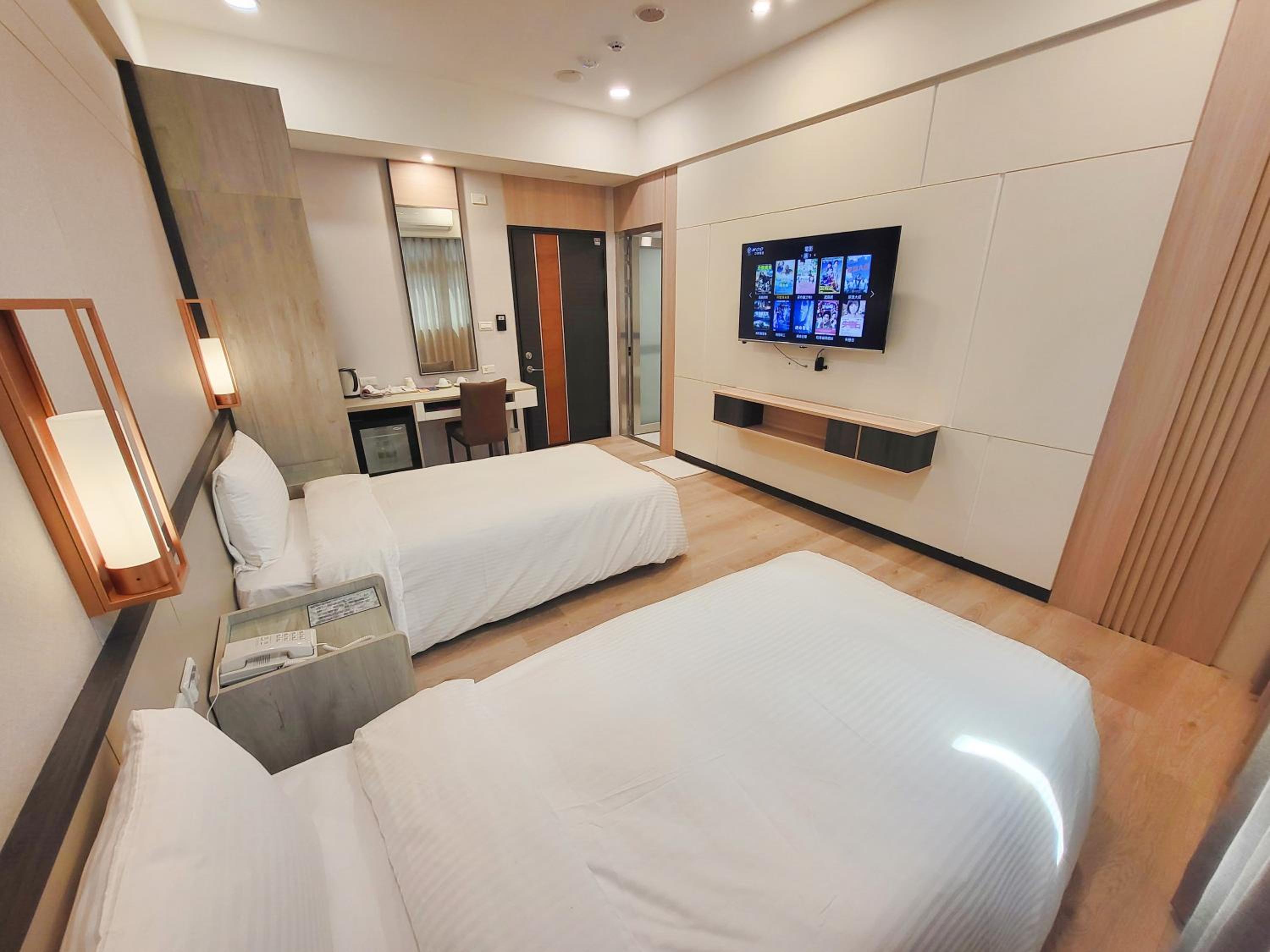 Deluxe Quadruple Room photo 3
