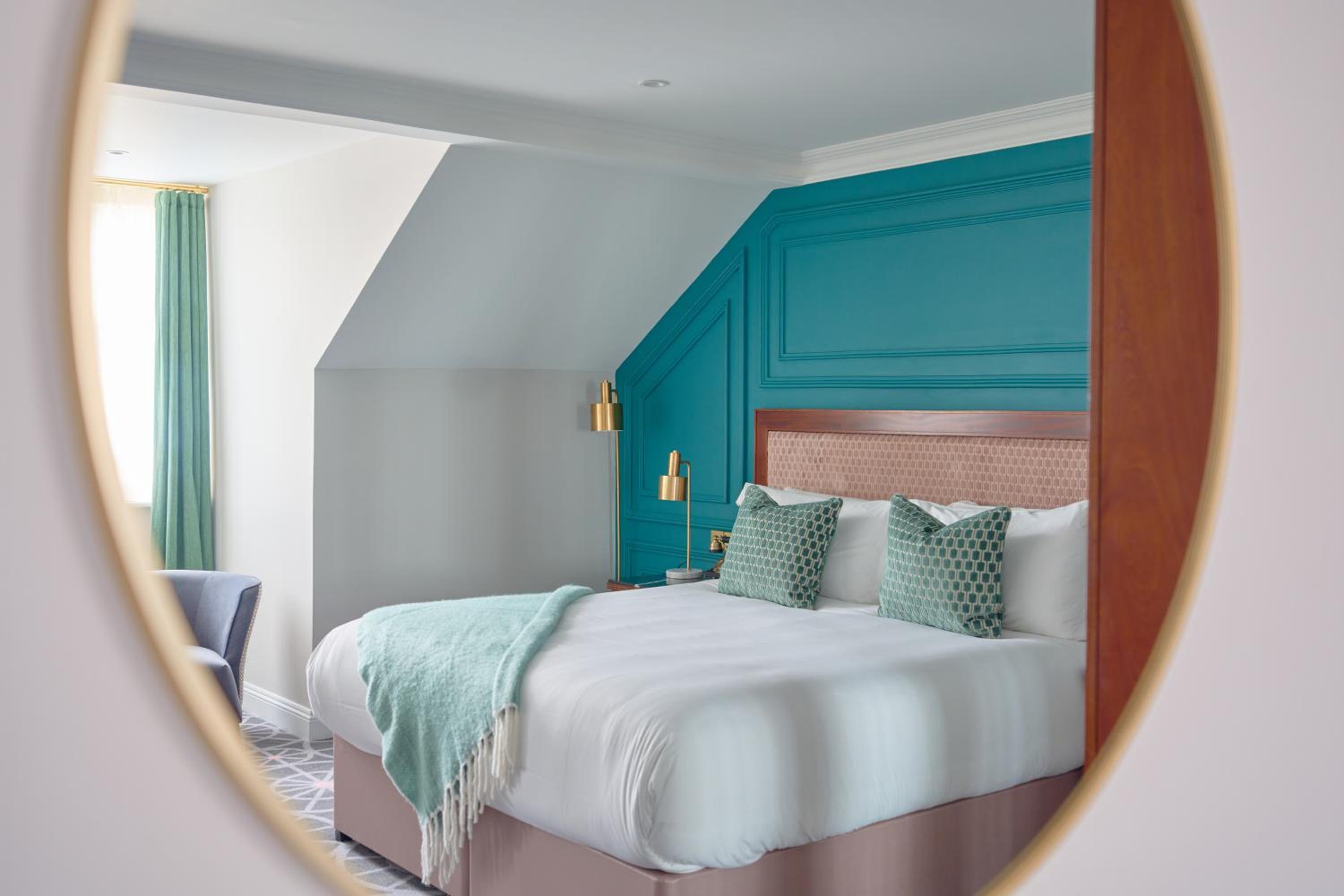 Deluxe King Room photo 2