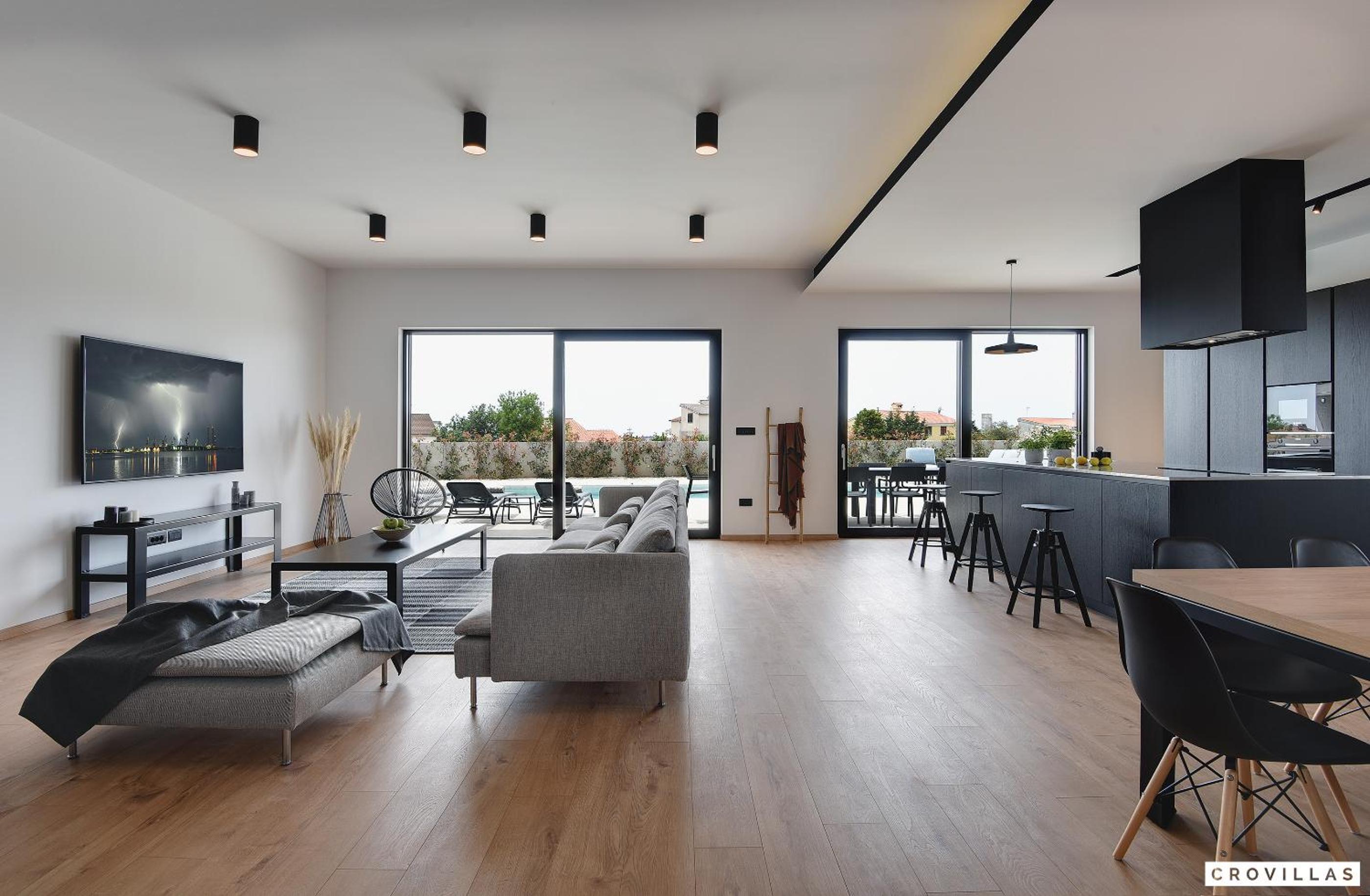 Seven-Bedroom Villa