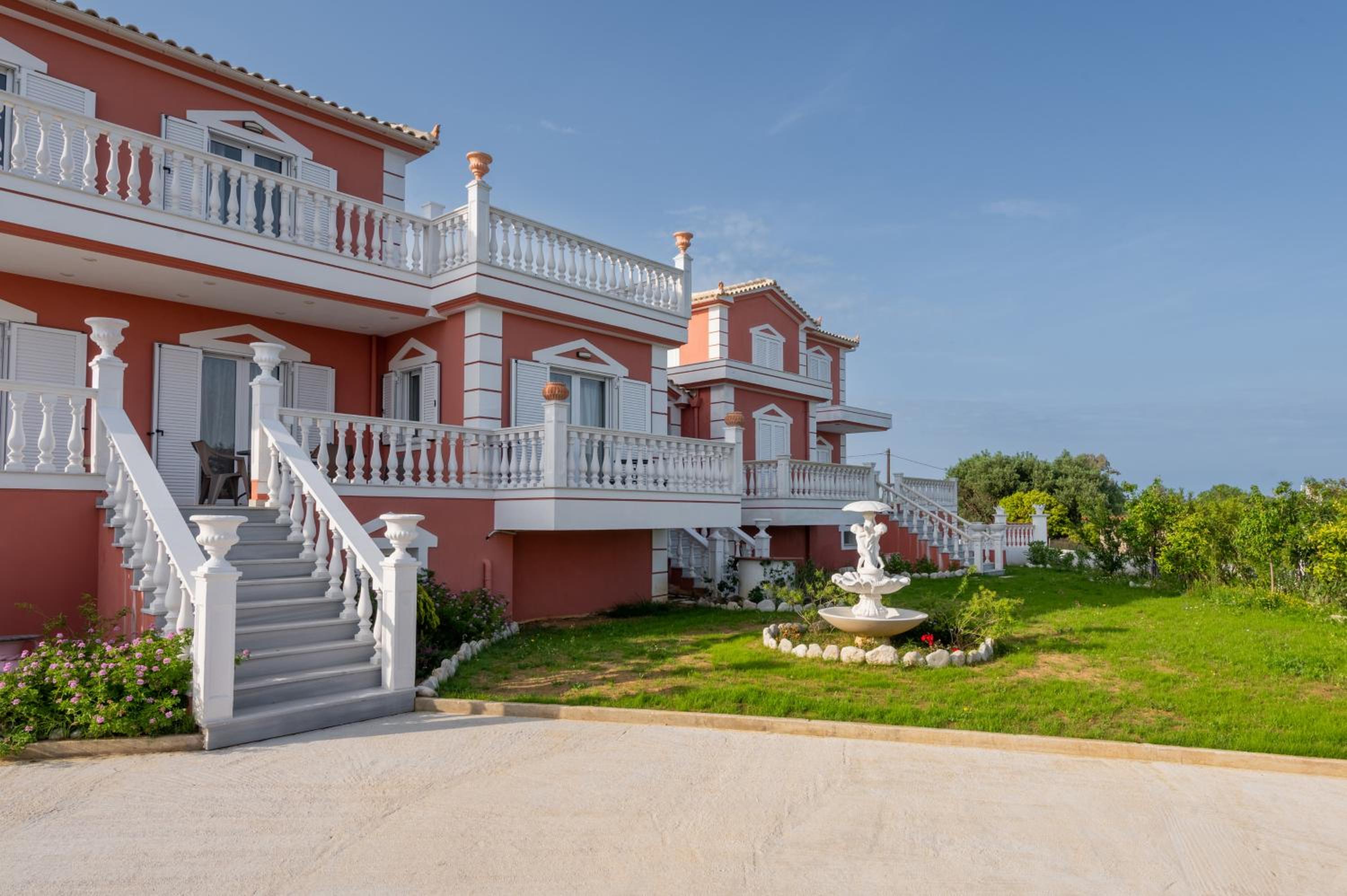 Superior Villa photo 3