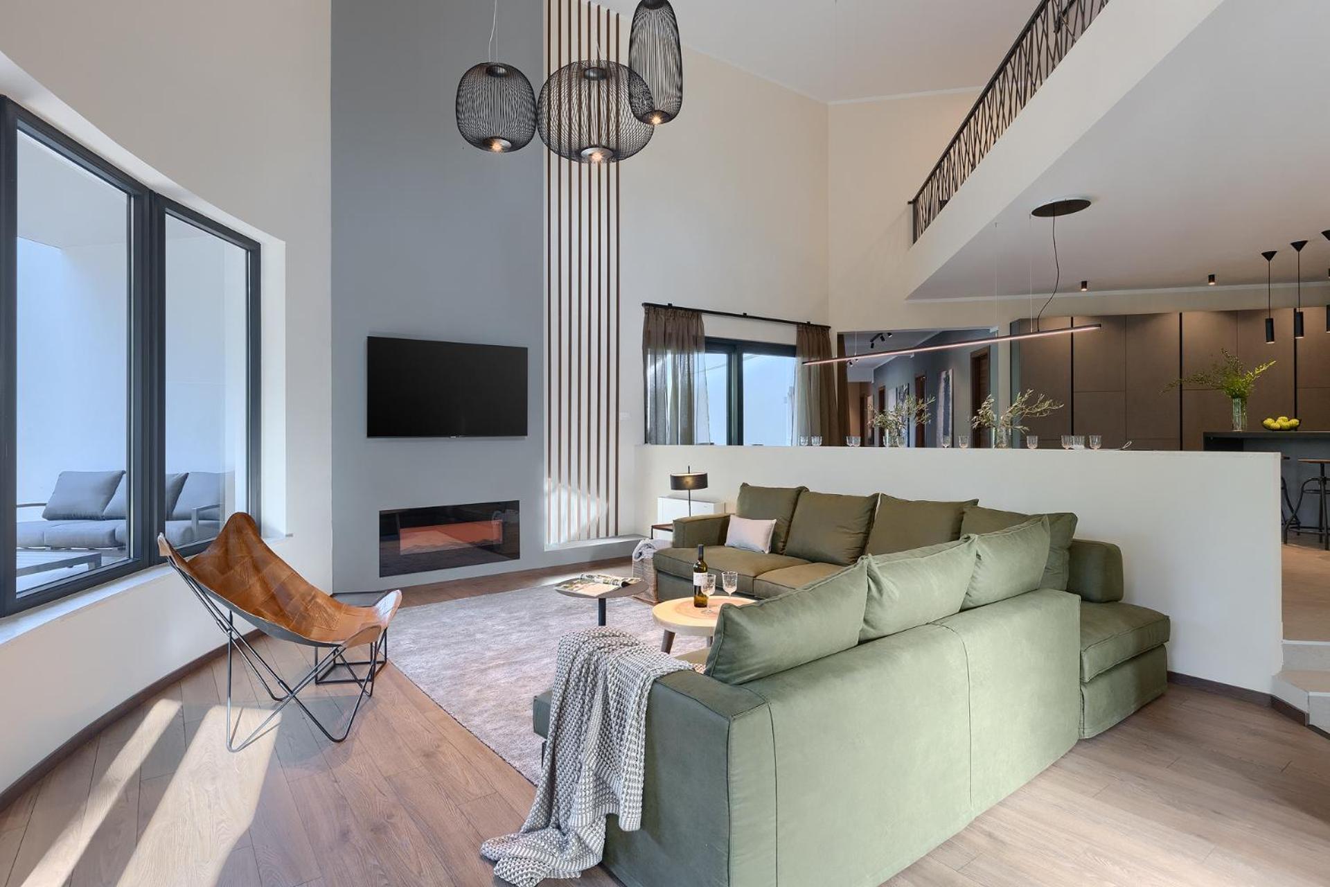 Seven-Bedroom Villa