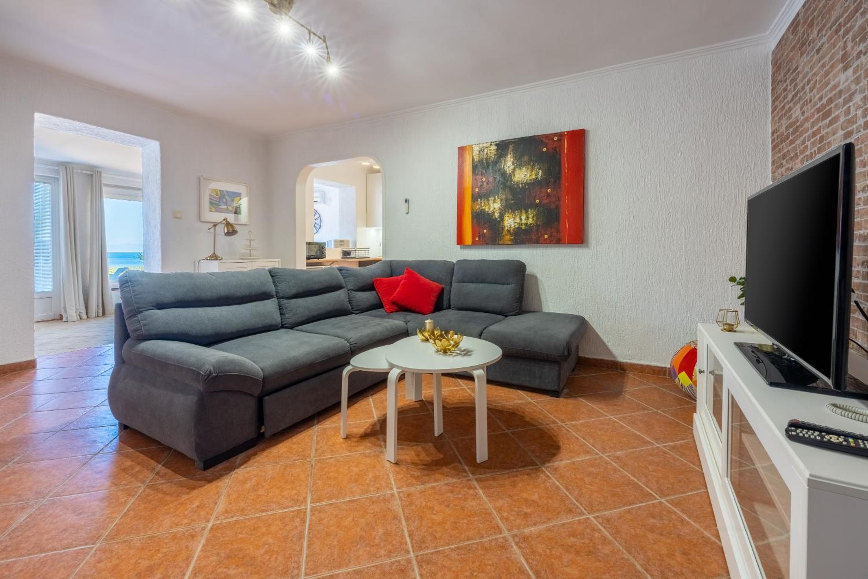 Two-Bedroom Apartment with Terrace and Sea View