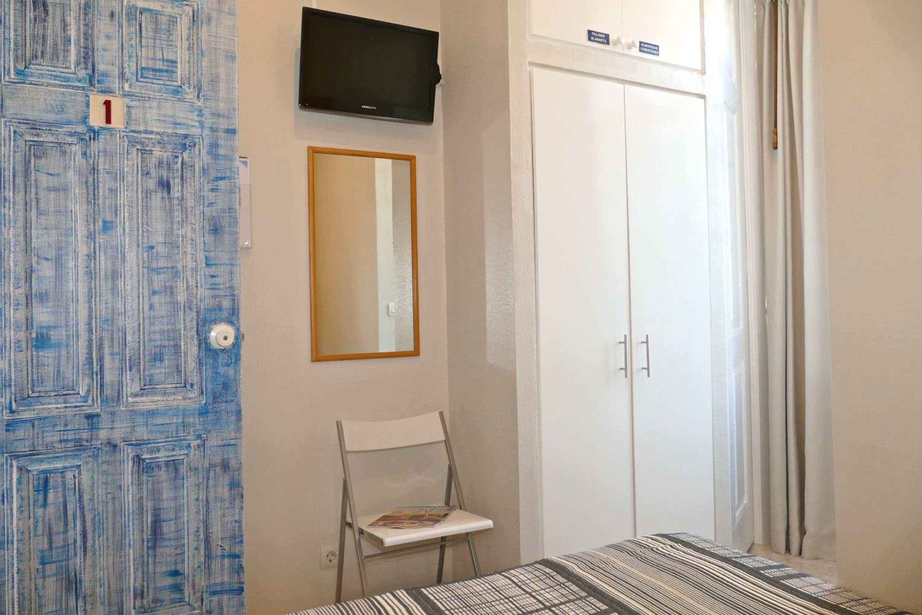 Small Double Room photo 3