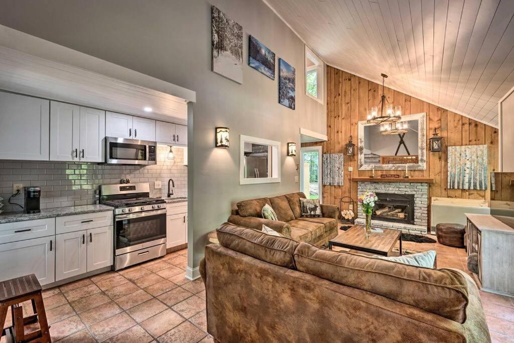 Three-Bedroom House photo 1