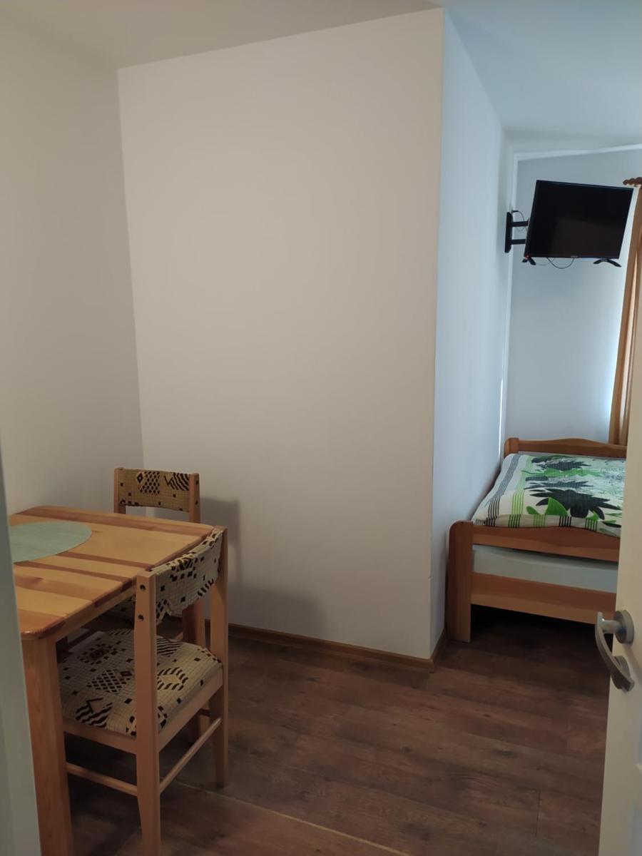 Triple Room with Bathroom photo 2