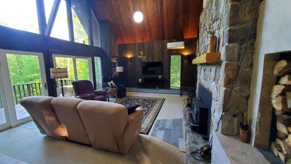 Four-Bedroom Holiday Home photo 3