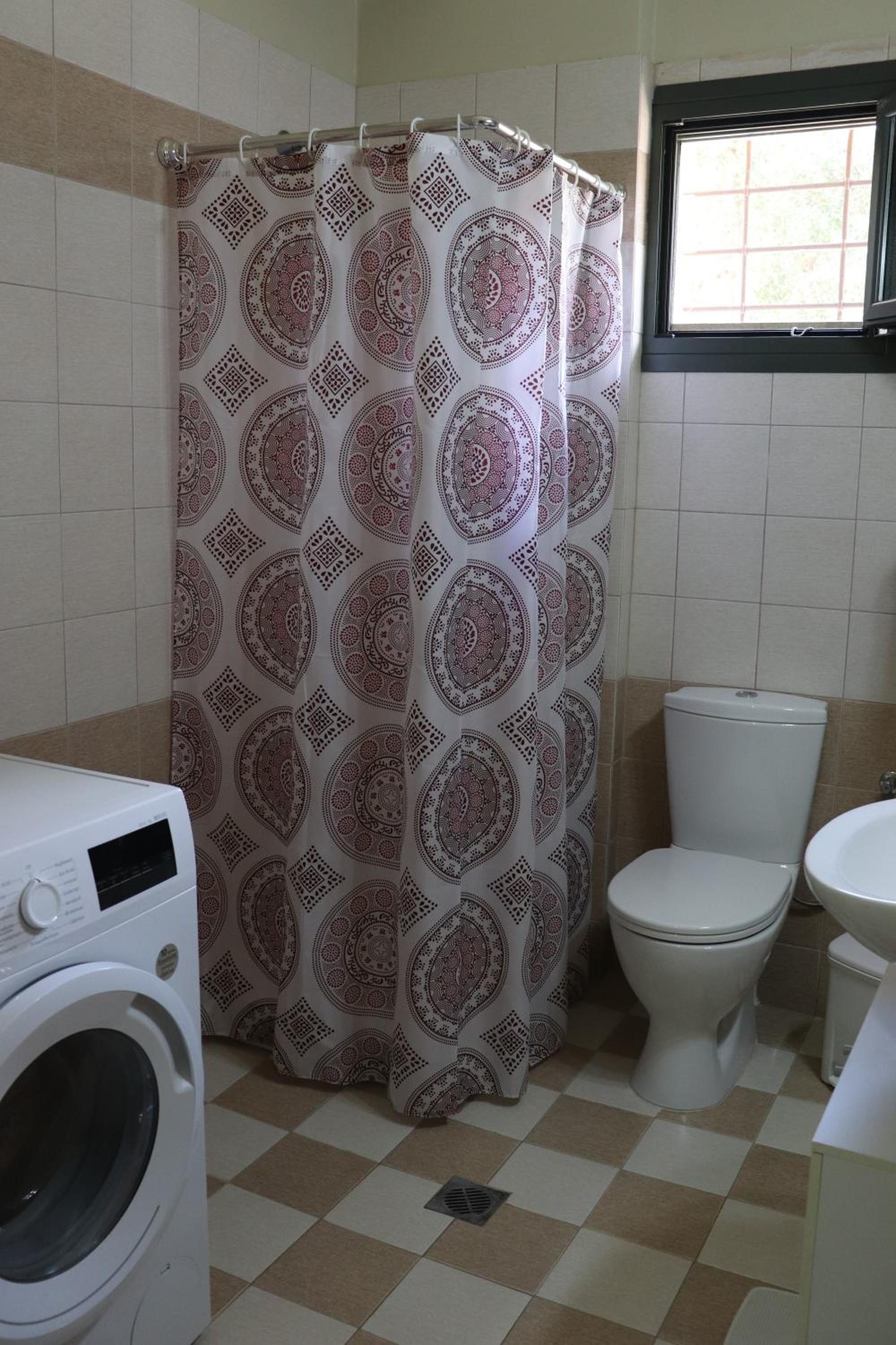 One-Bedroom House photo 3