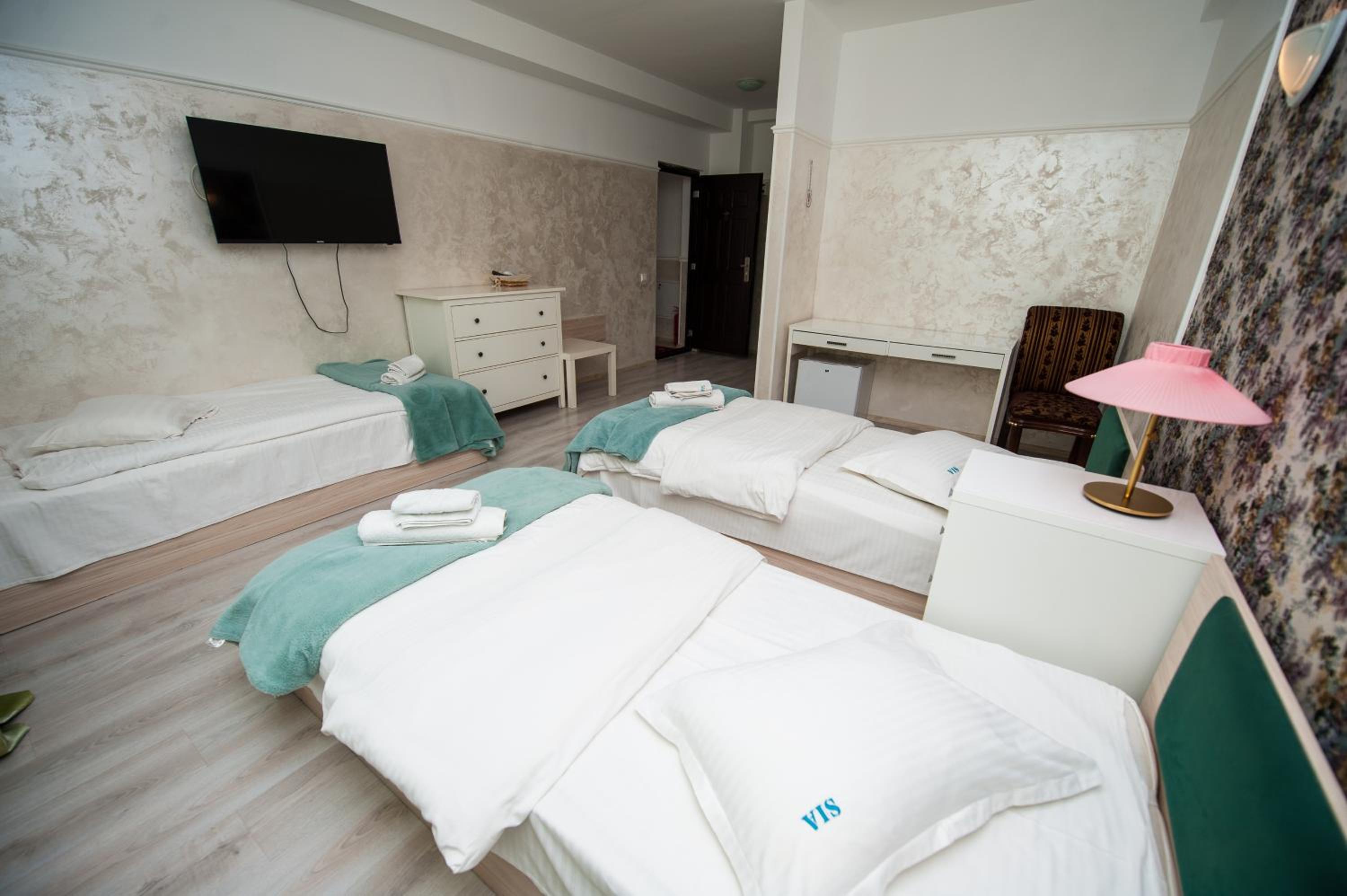 Comfort Triple Room - Photo 25