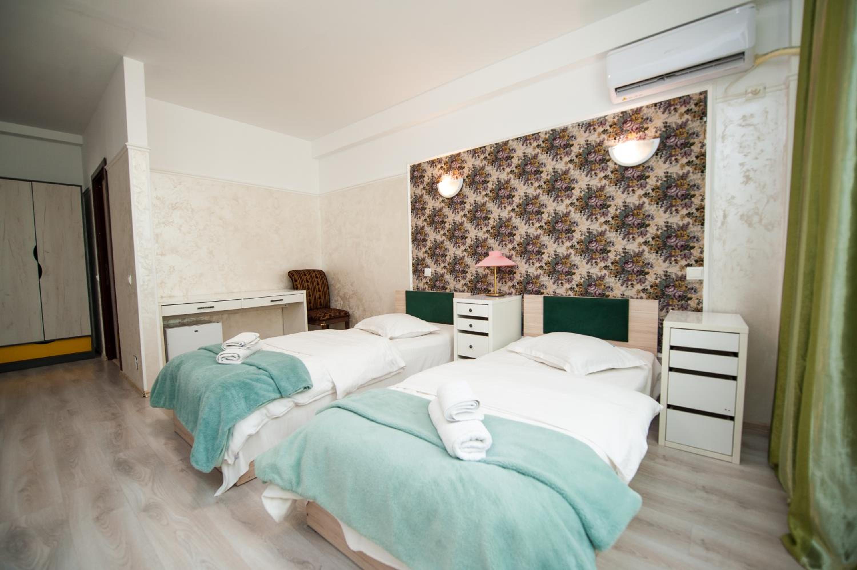Comfort Triple Room - Photo 33