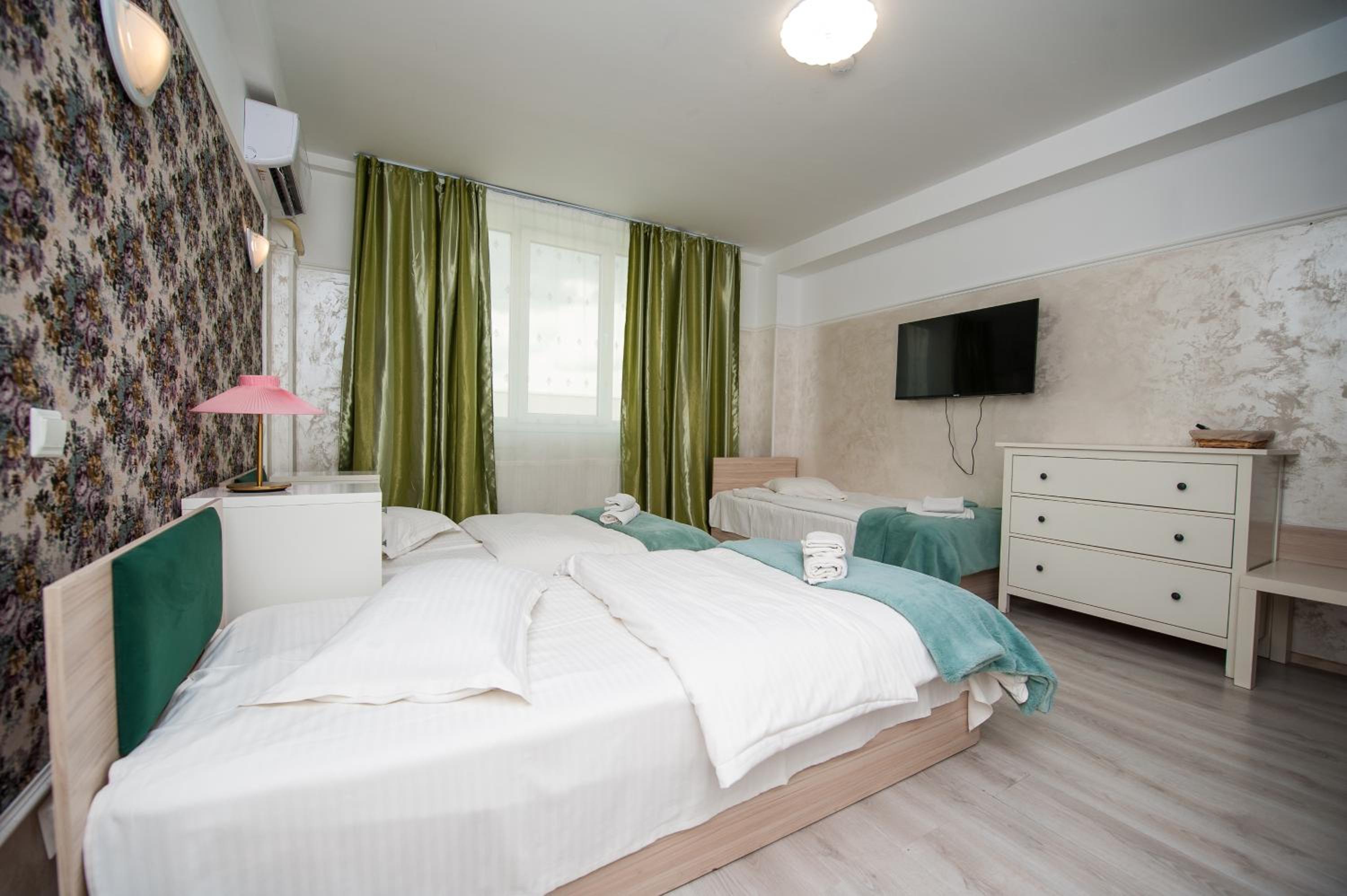 Comfort Triple Room - Photo 31