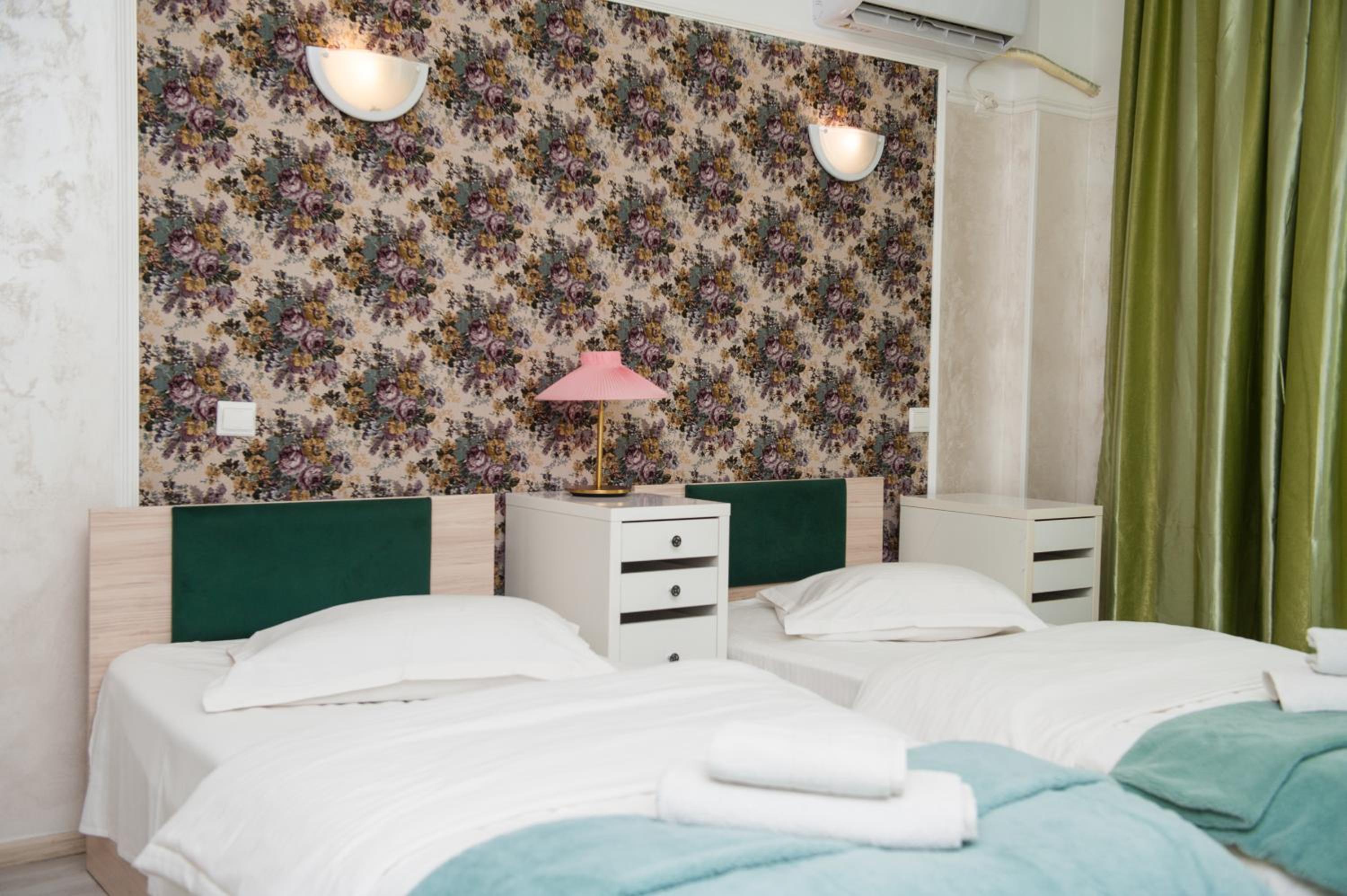 Comfort Triple Room - Photo 29