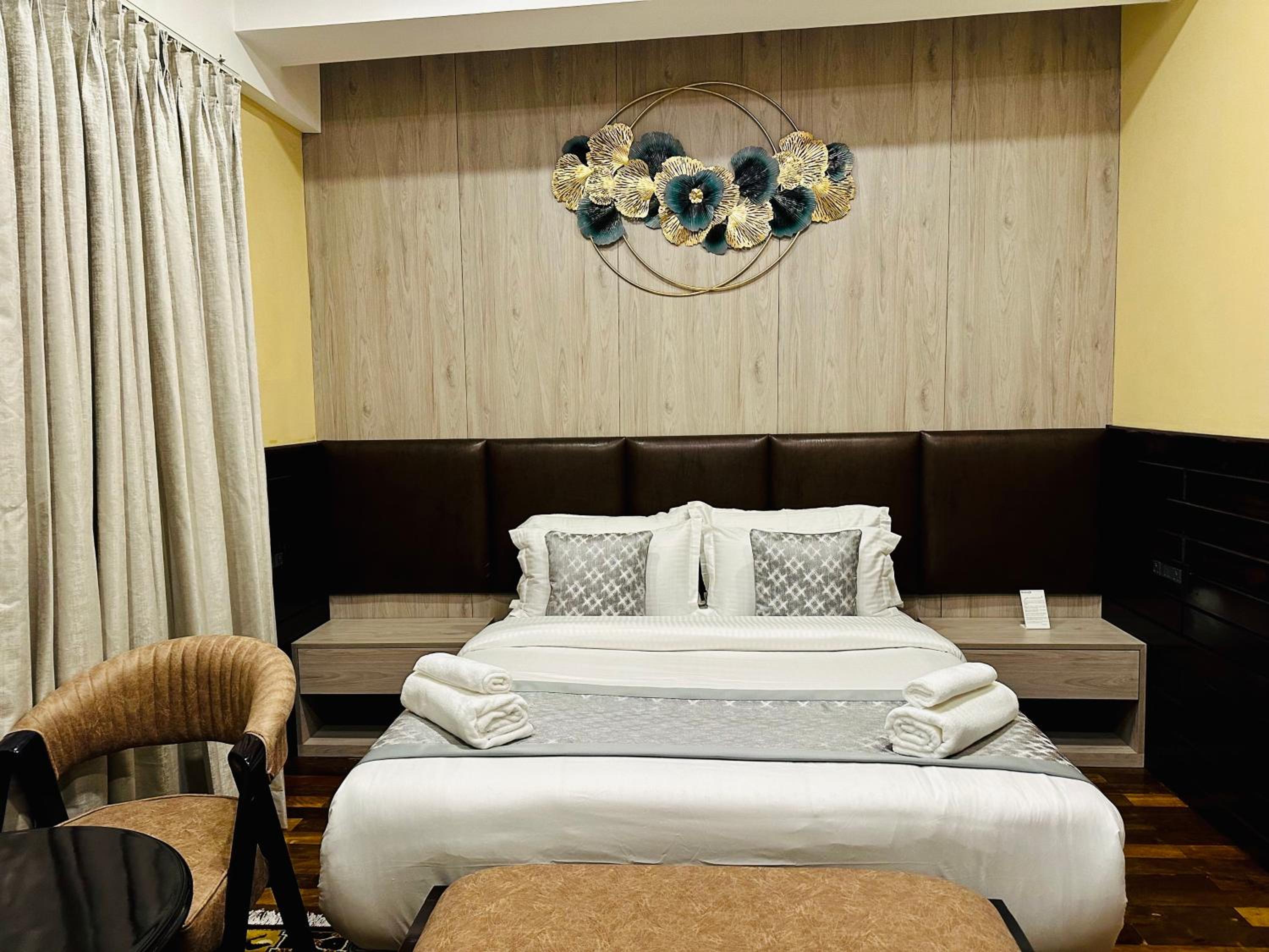 Deluxe Queen Room photo 3