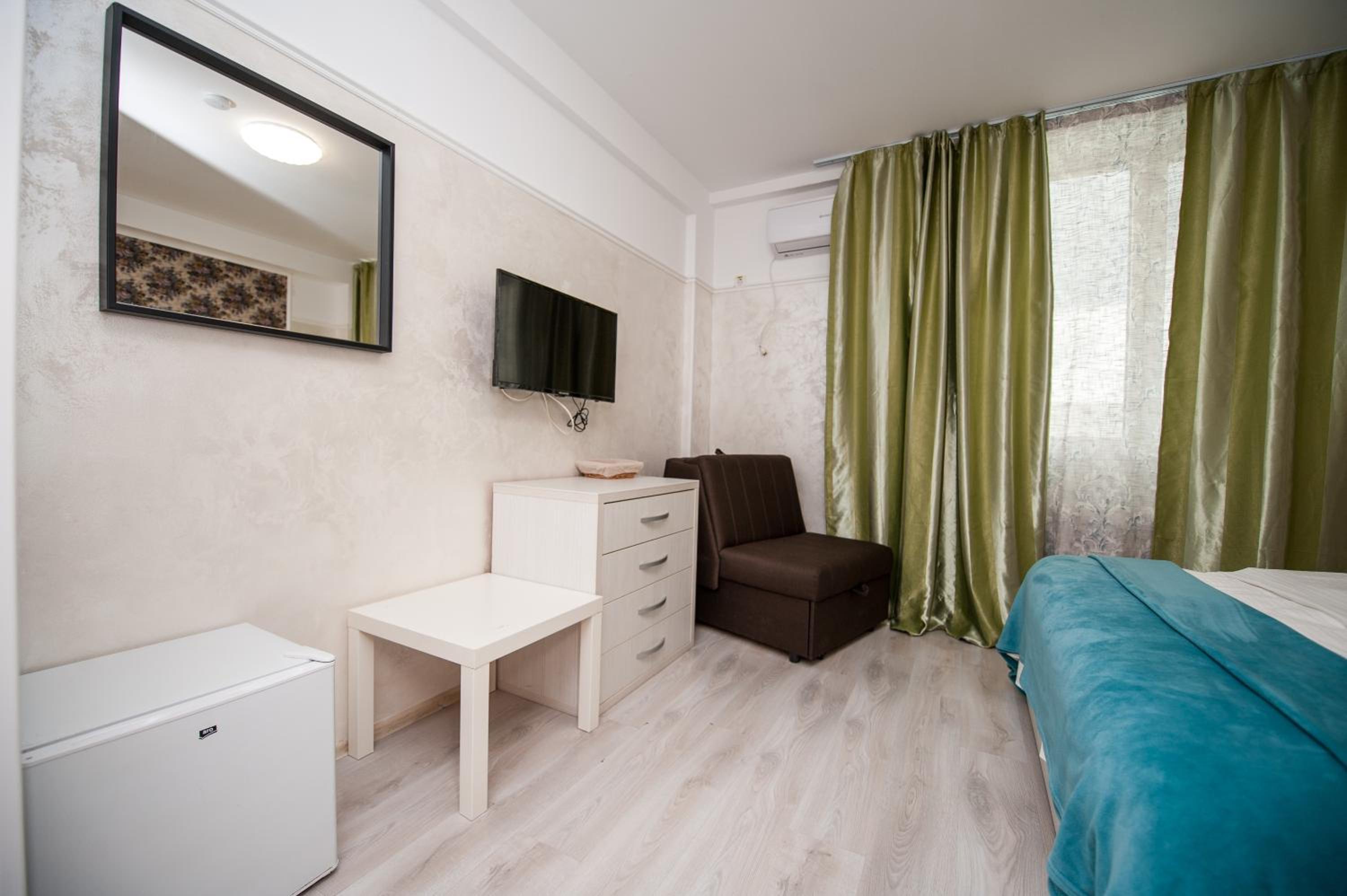 Double or Twin Room - Photo 16