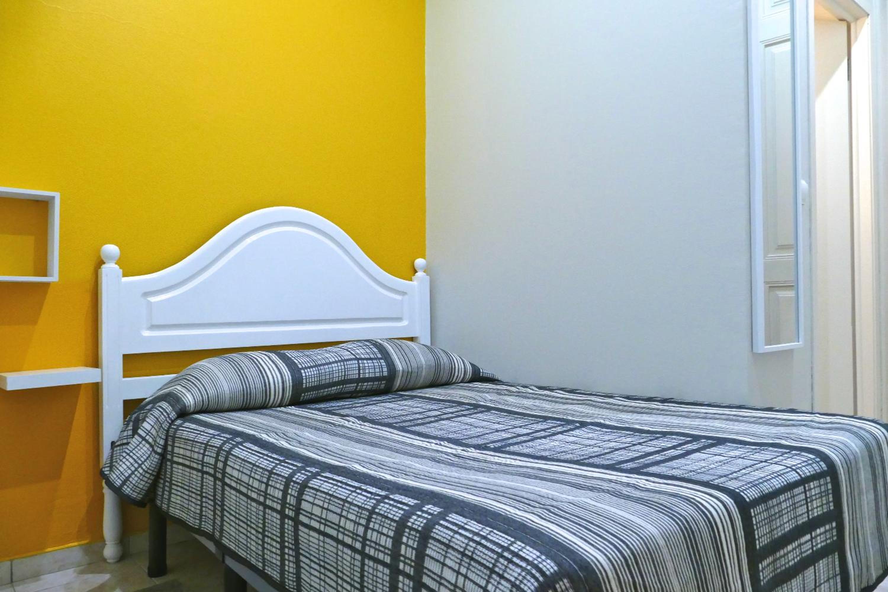 Small Double Room photo 2