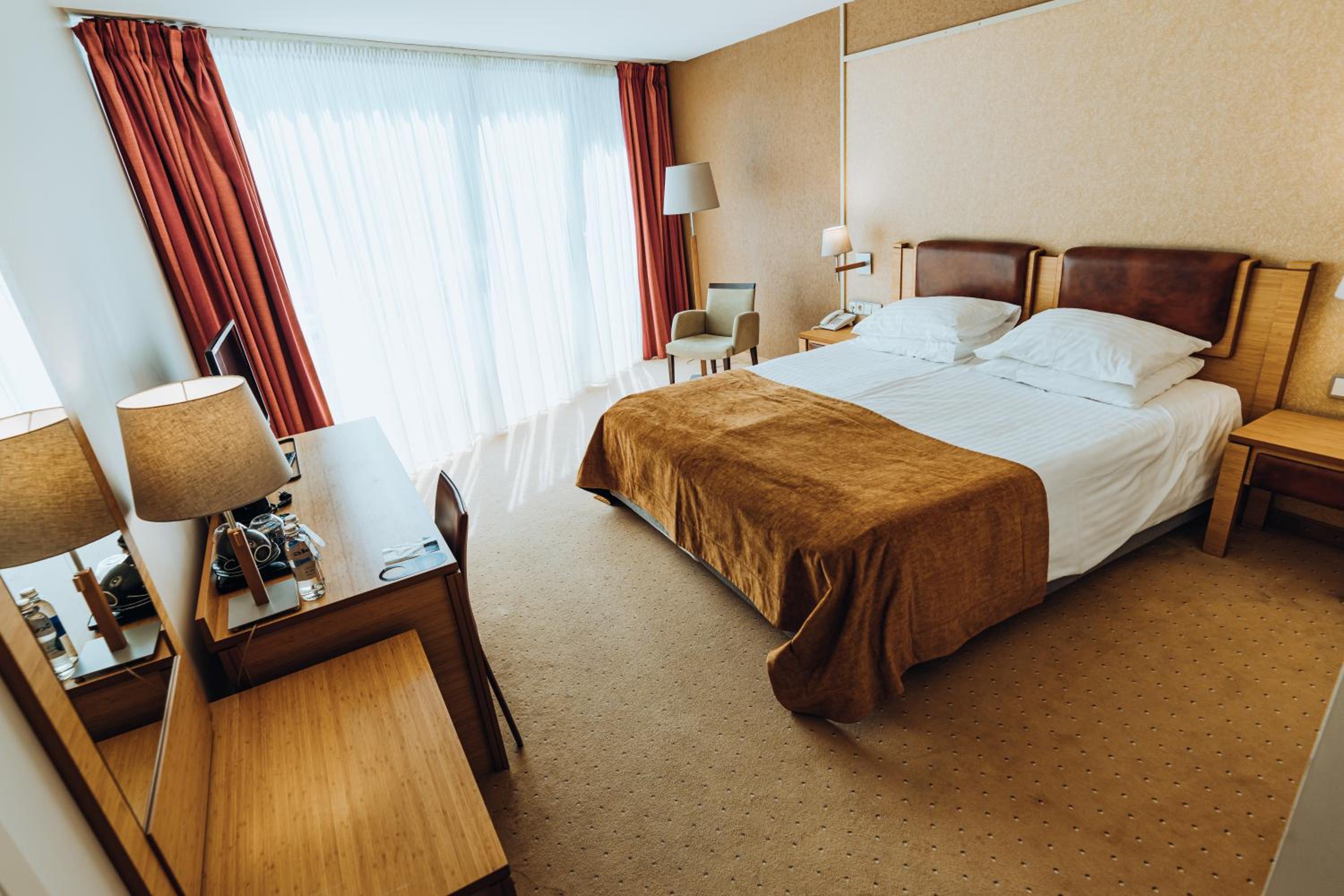 Single Room with Morning SPA Access