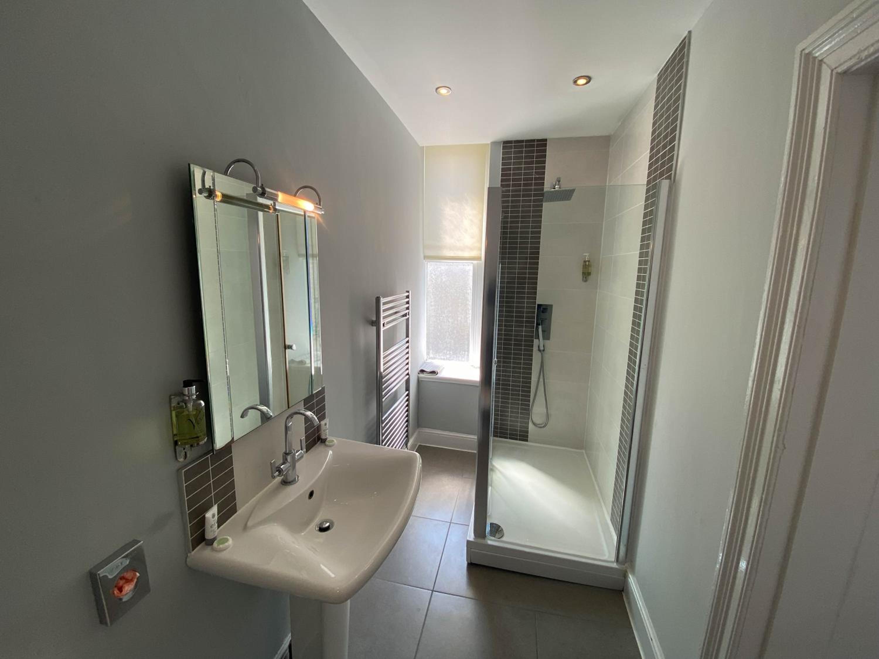 Superior Double Room - Photo 5