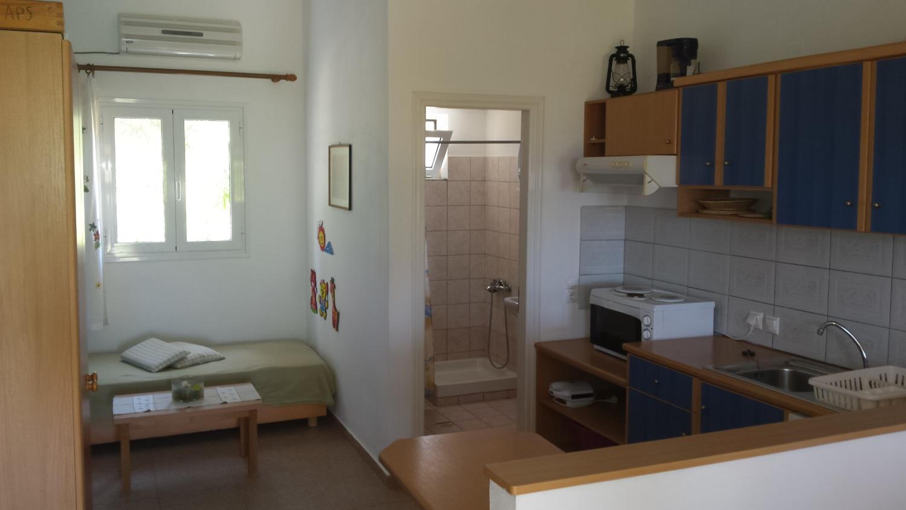 One-Bedroom Apartment (2 - 3 Adults)