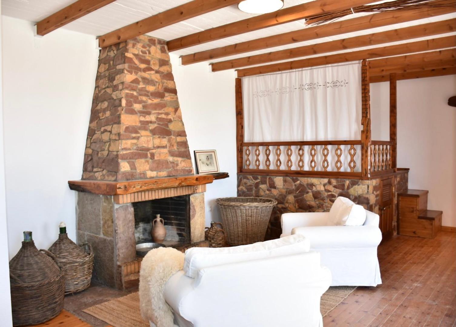 Villa photo 2