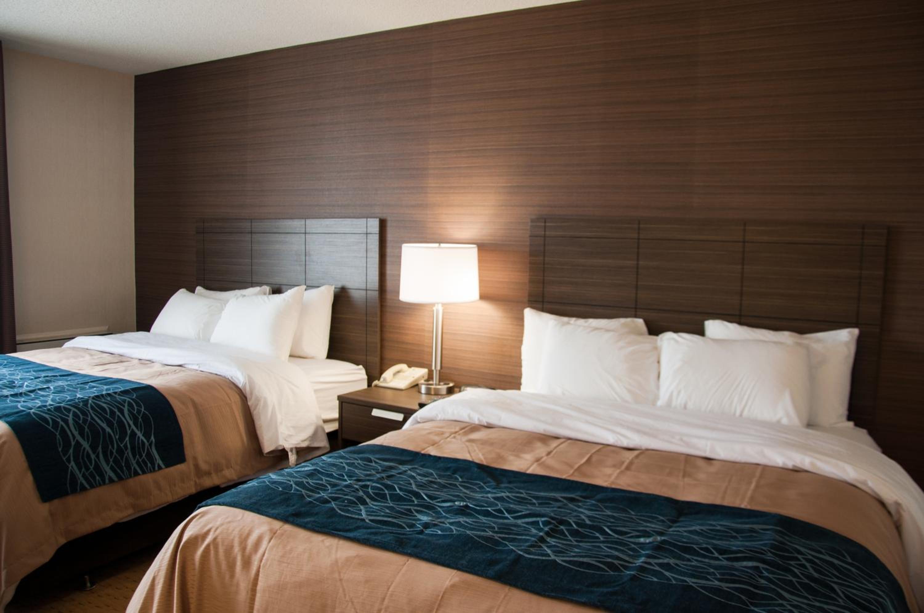 Deluxe Room with Two Queen Beds - Upper Floor