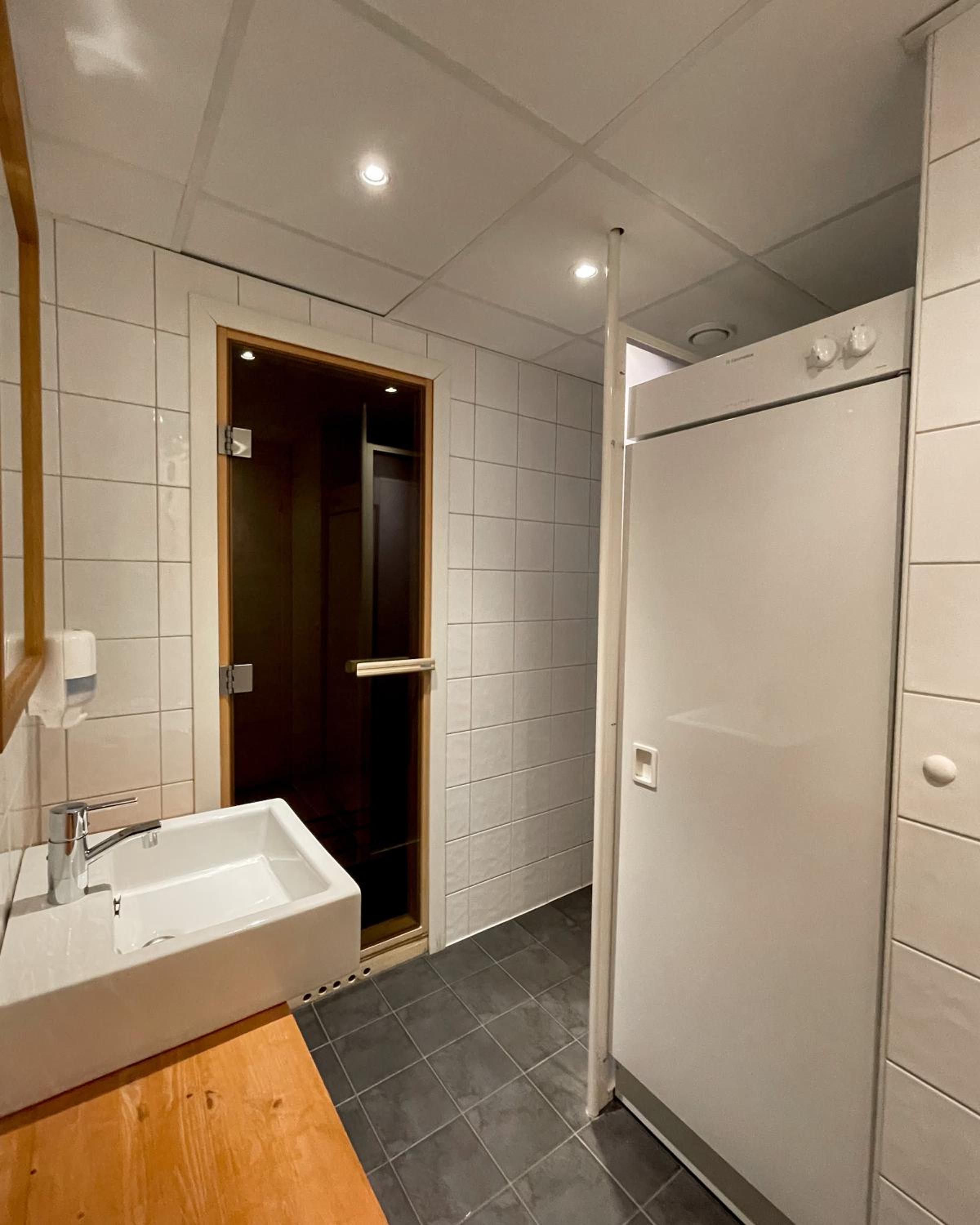 Self Catered 4-Bedroom Apartment