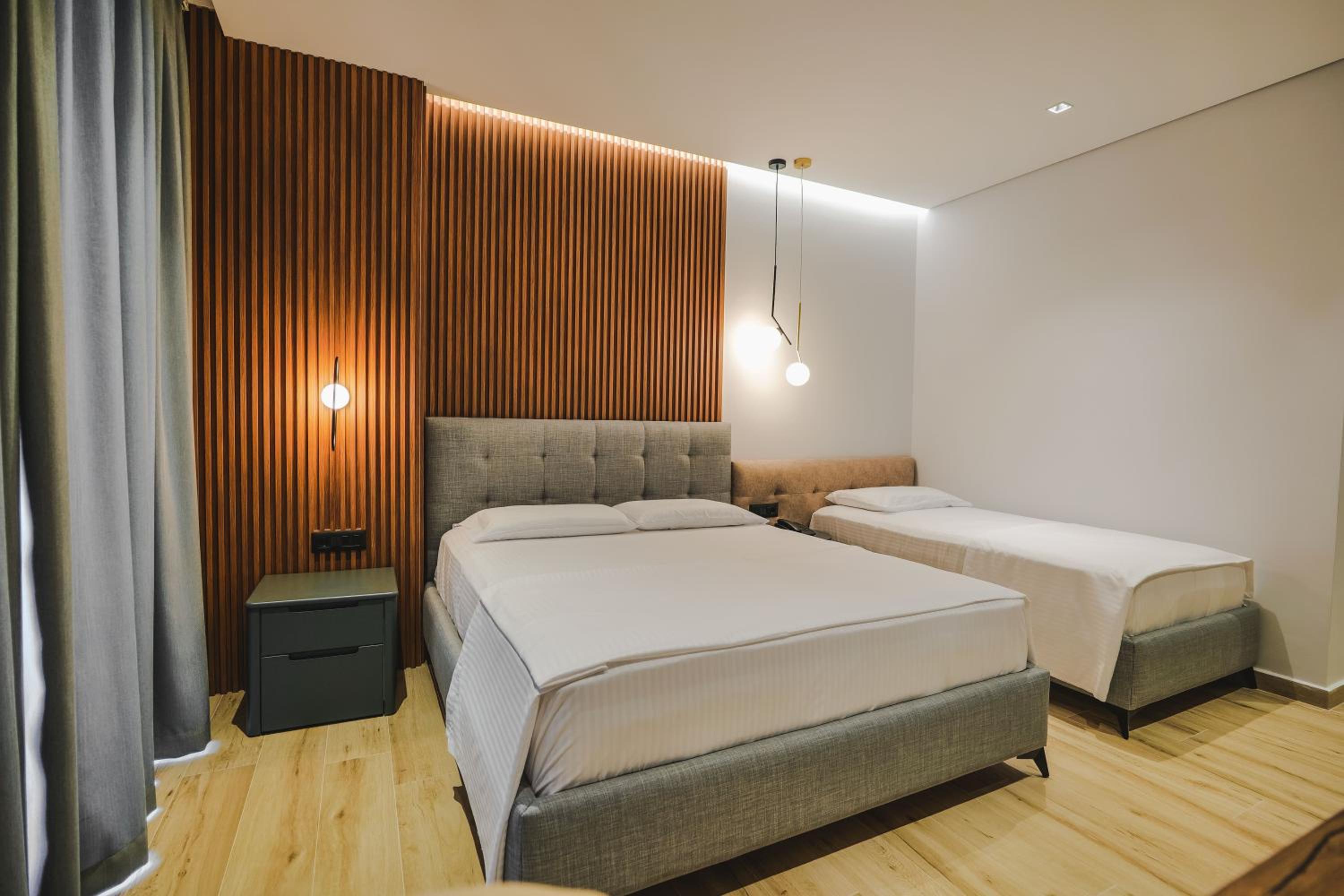 Deluxe Triple Room with Sea View photo 2