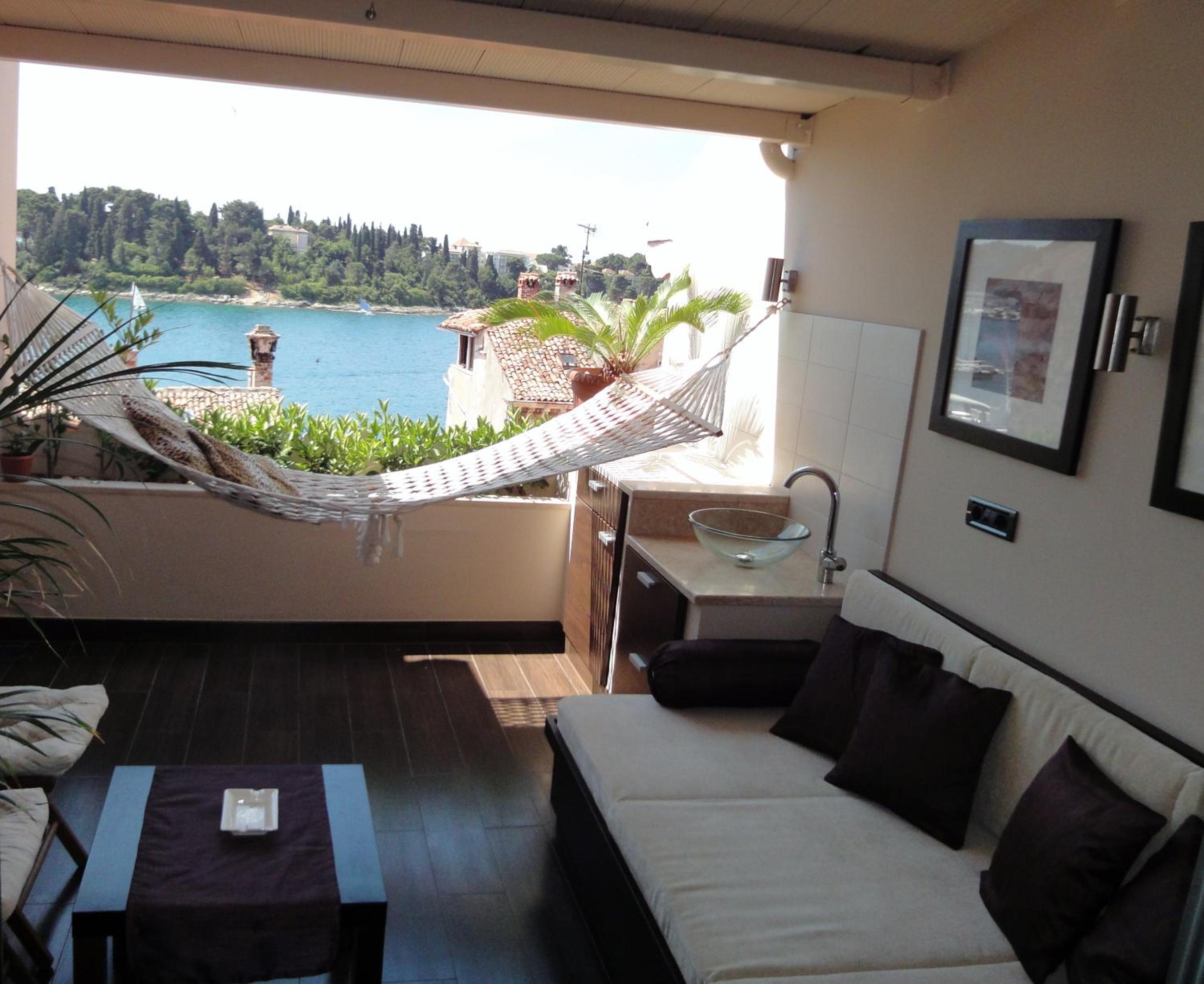 Duplex Apartment with Sea View - Photo 5
