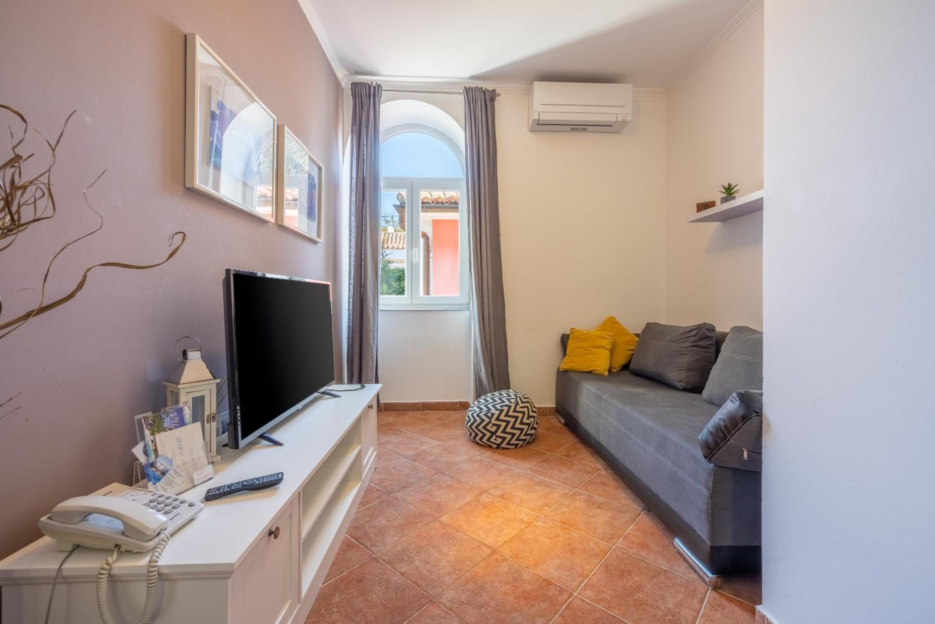 One-Bedroom Apartment with Sea View