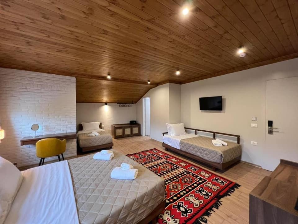Deluxe Quadruple Room