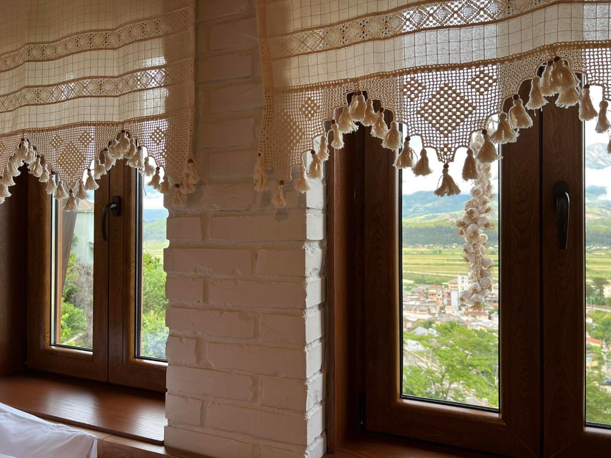Deluxe Double or Twin Room with City View photo 2