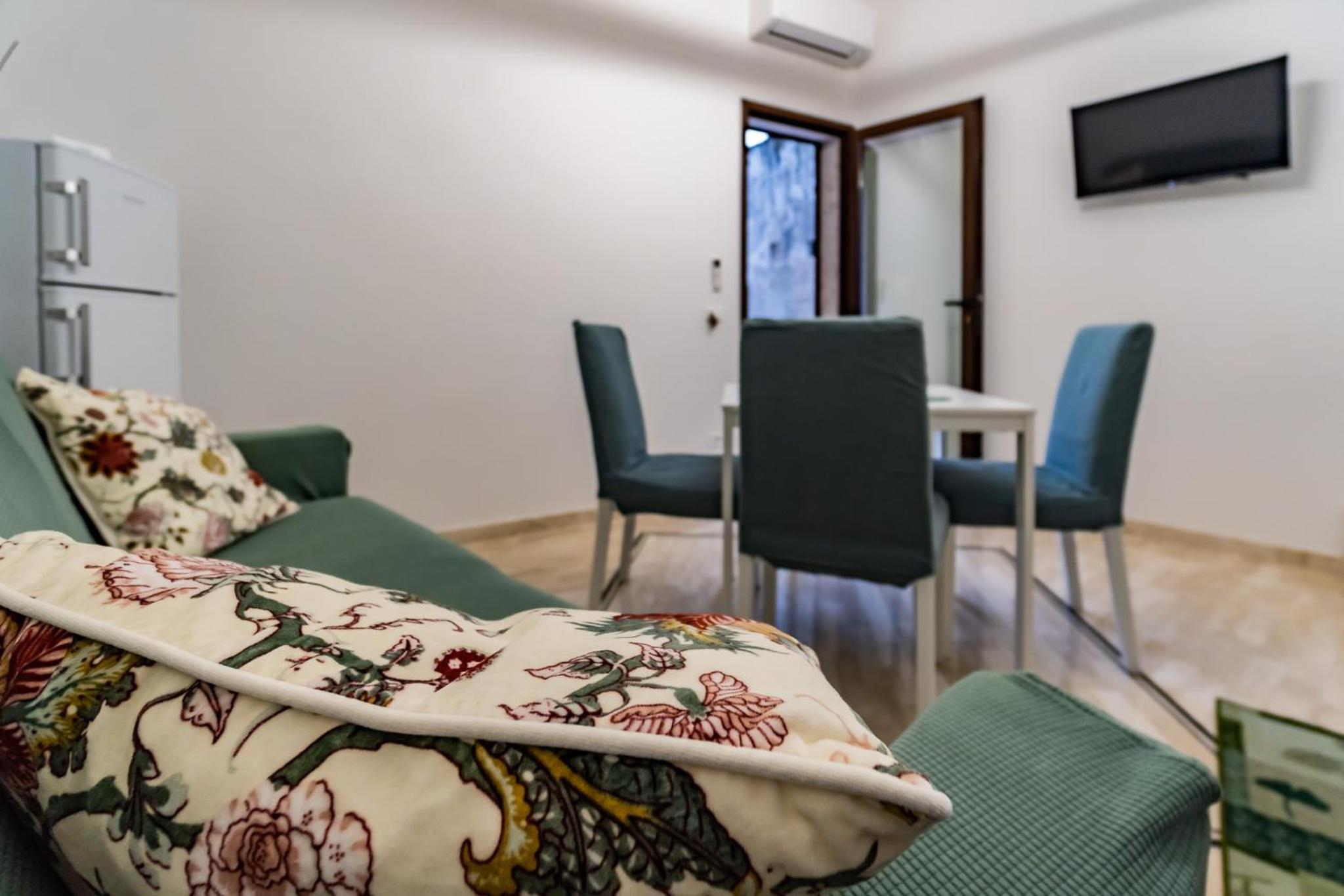 One-Bedroom House