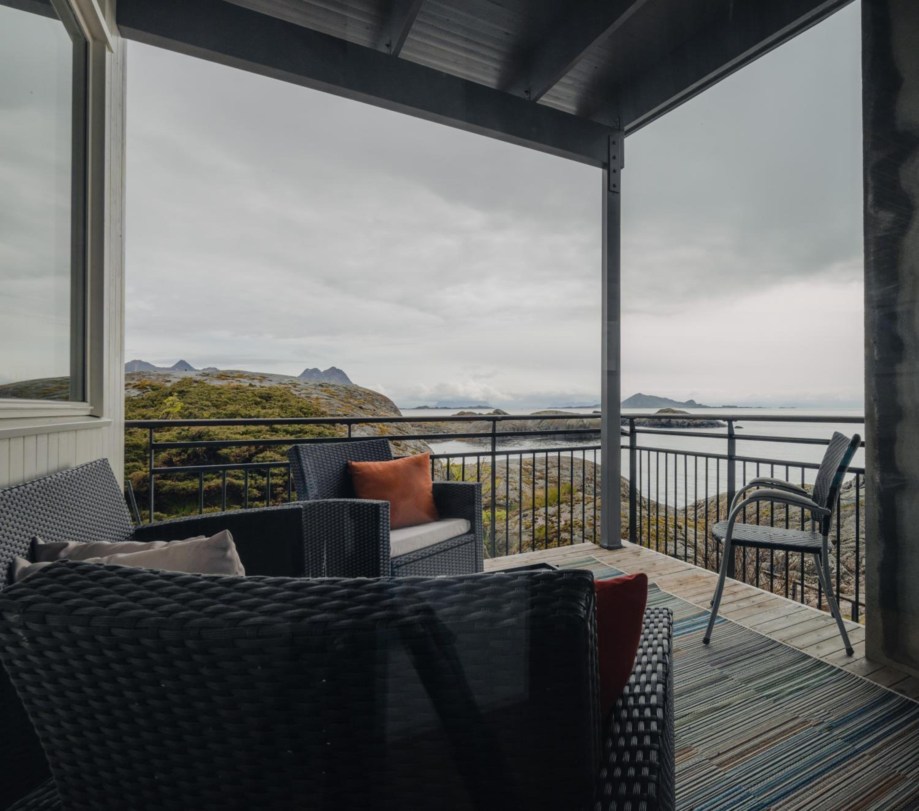 Apartment with Sea View - Photo 10