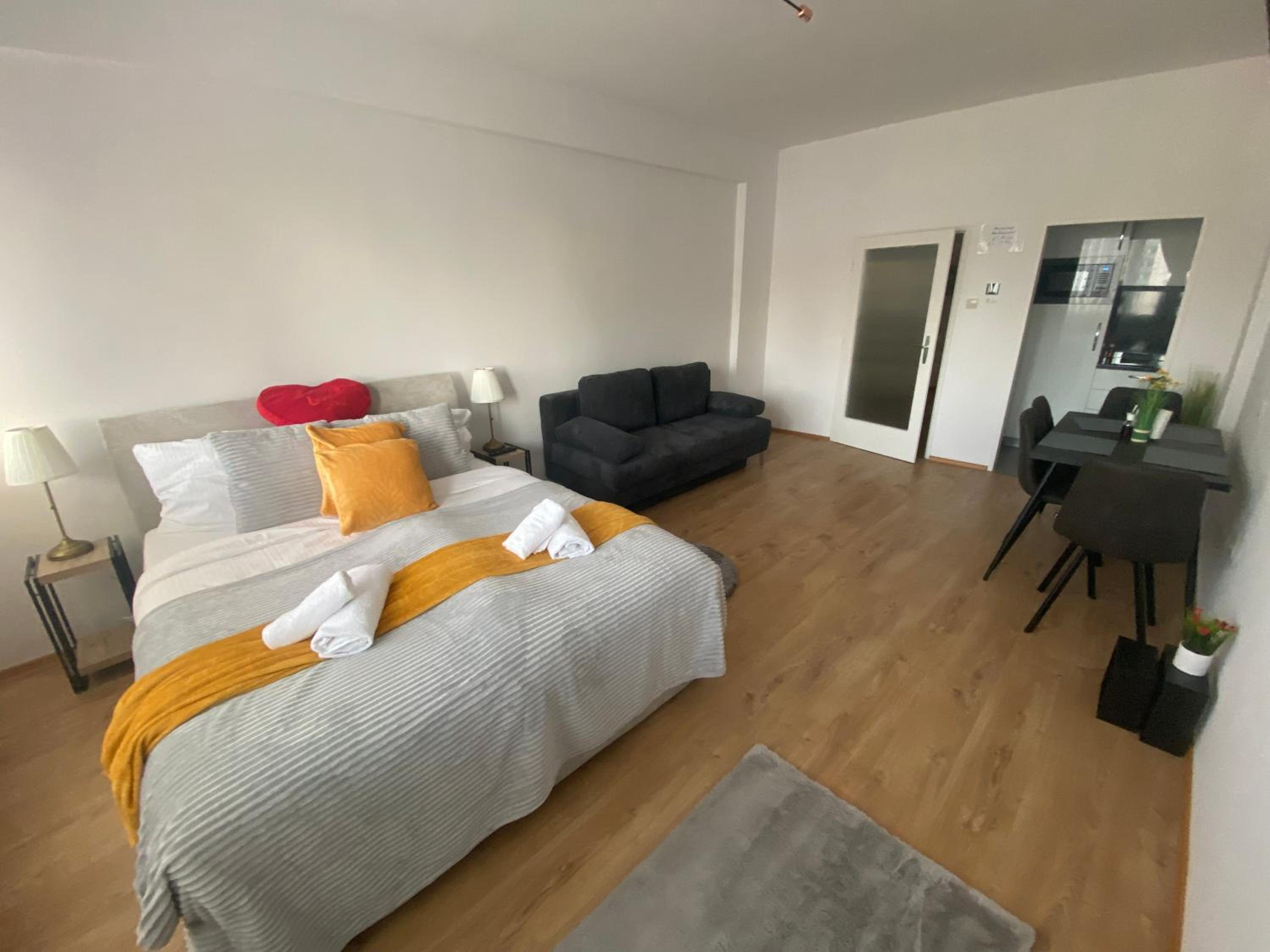 Studio Apartment