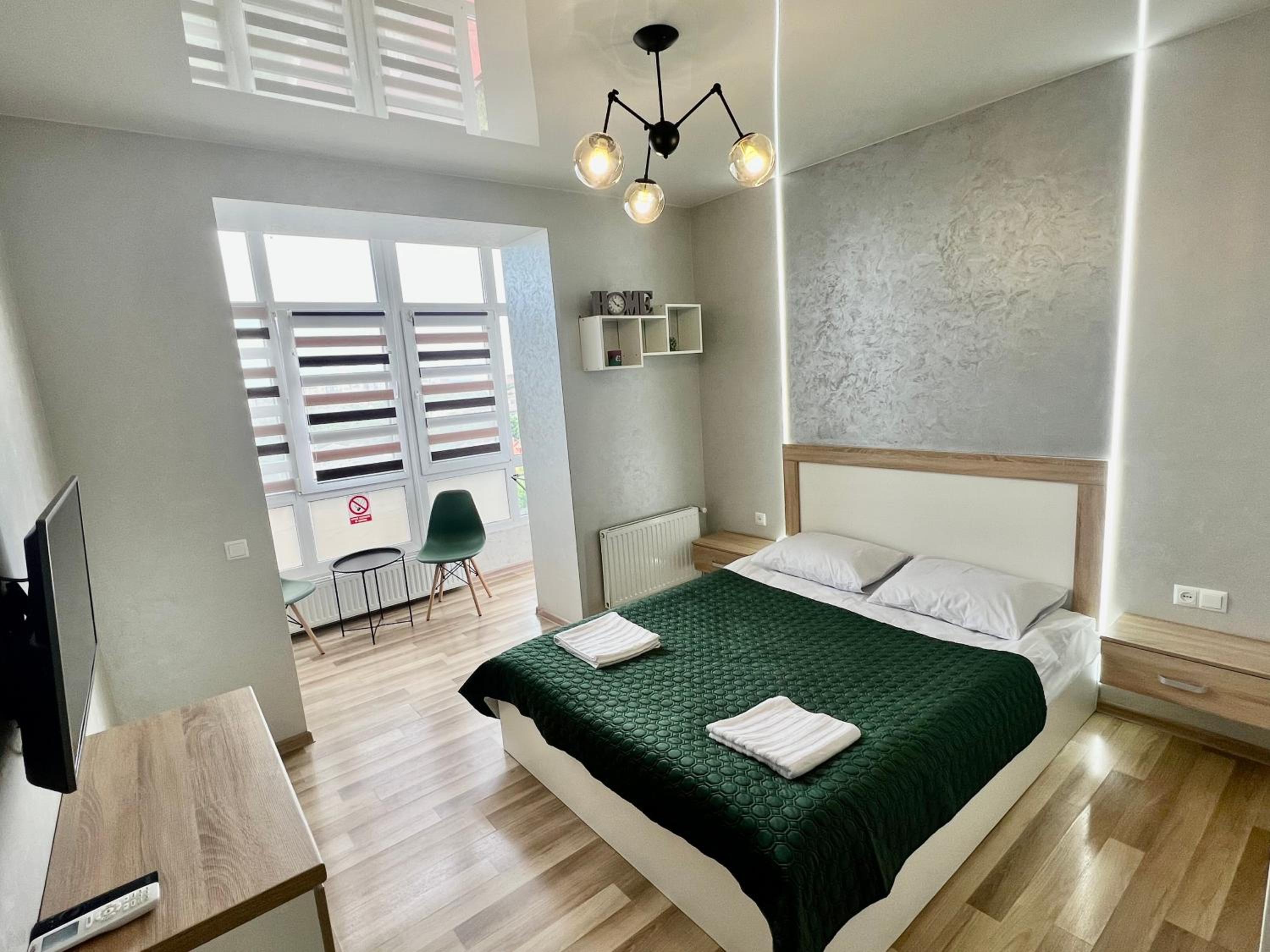 Studio Apartment photo 1