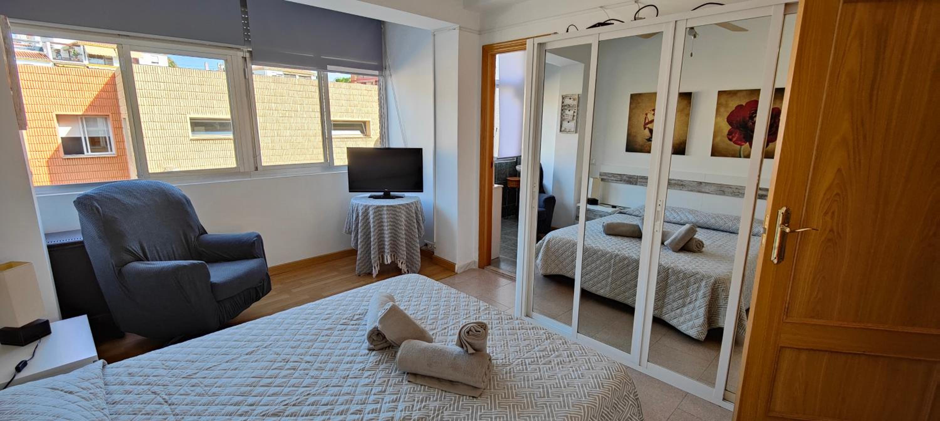 Three-Bedroom Apartment photo 2