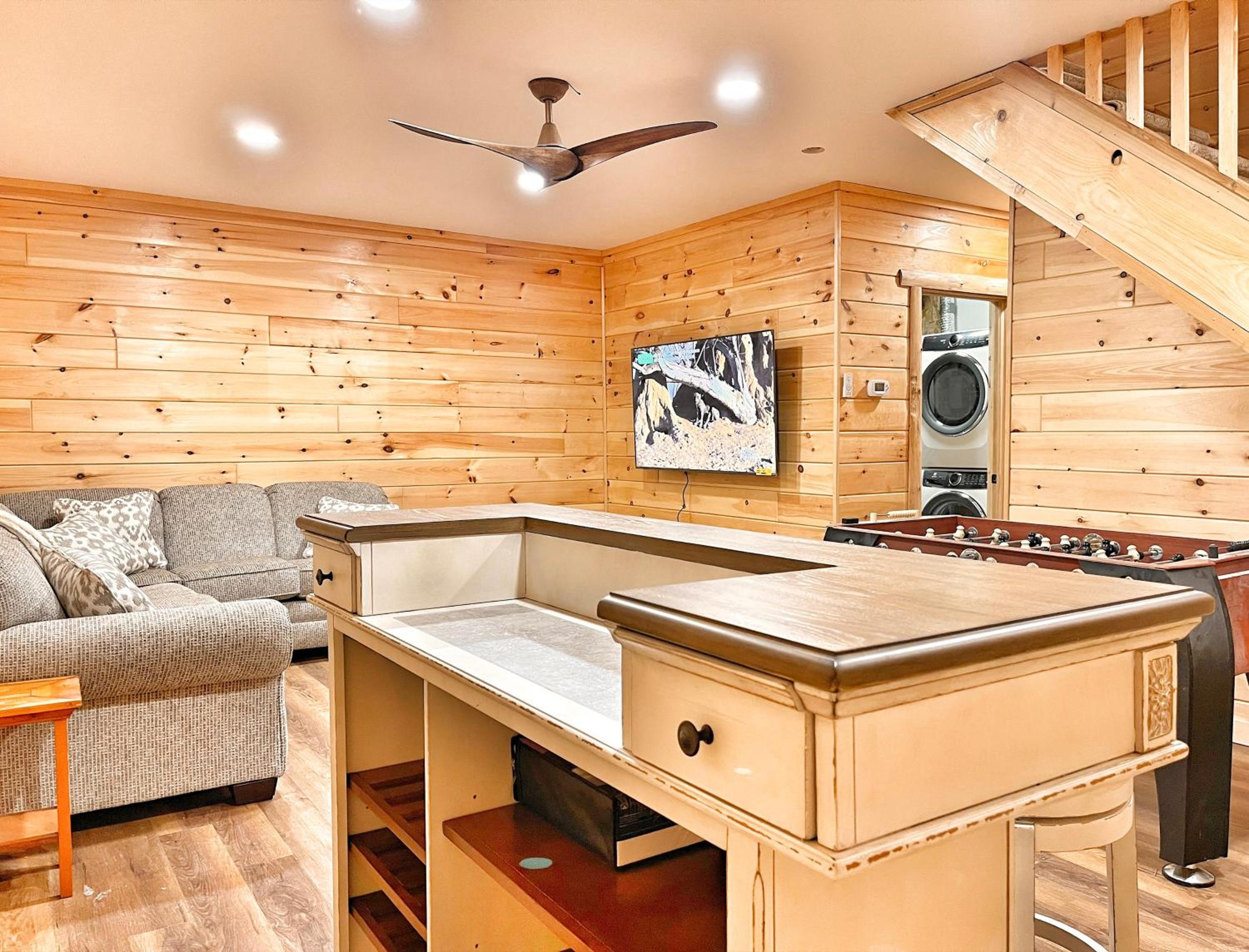 Three-Bedroom House photo 2