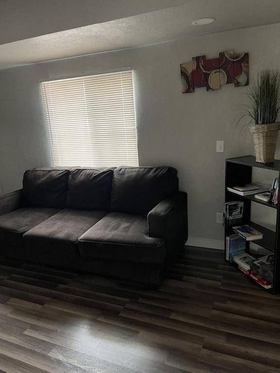 Four-Bedroom House photo 2
