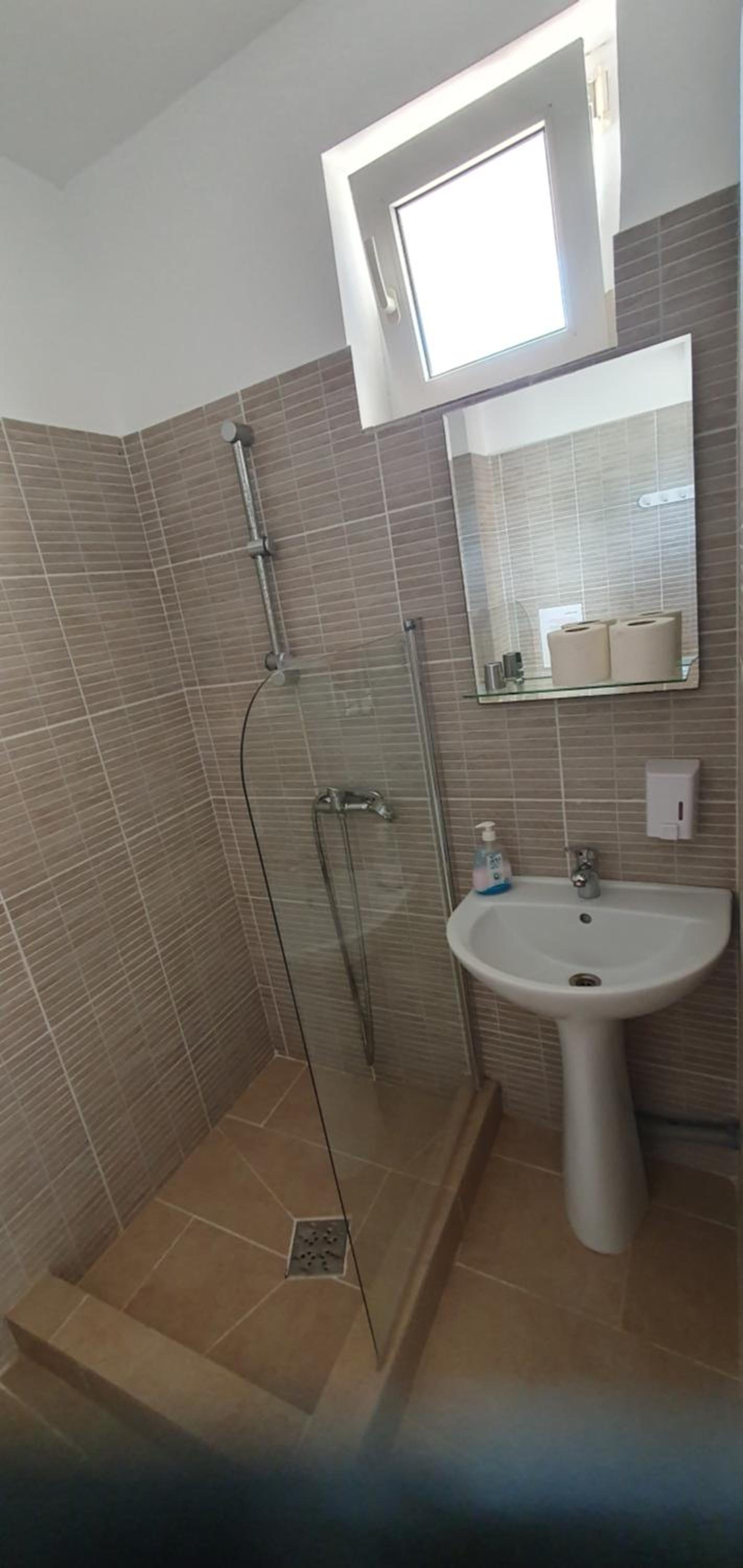 Triple Room with Terrace - Photo 12